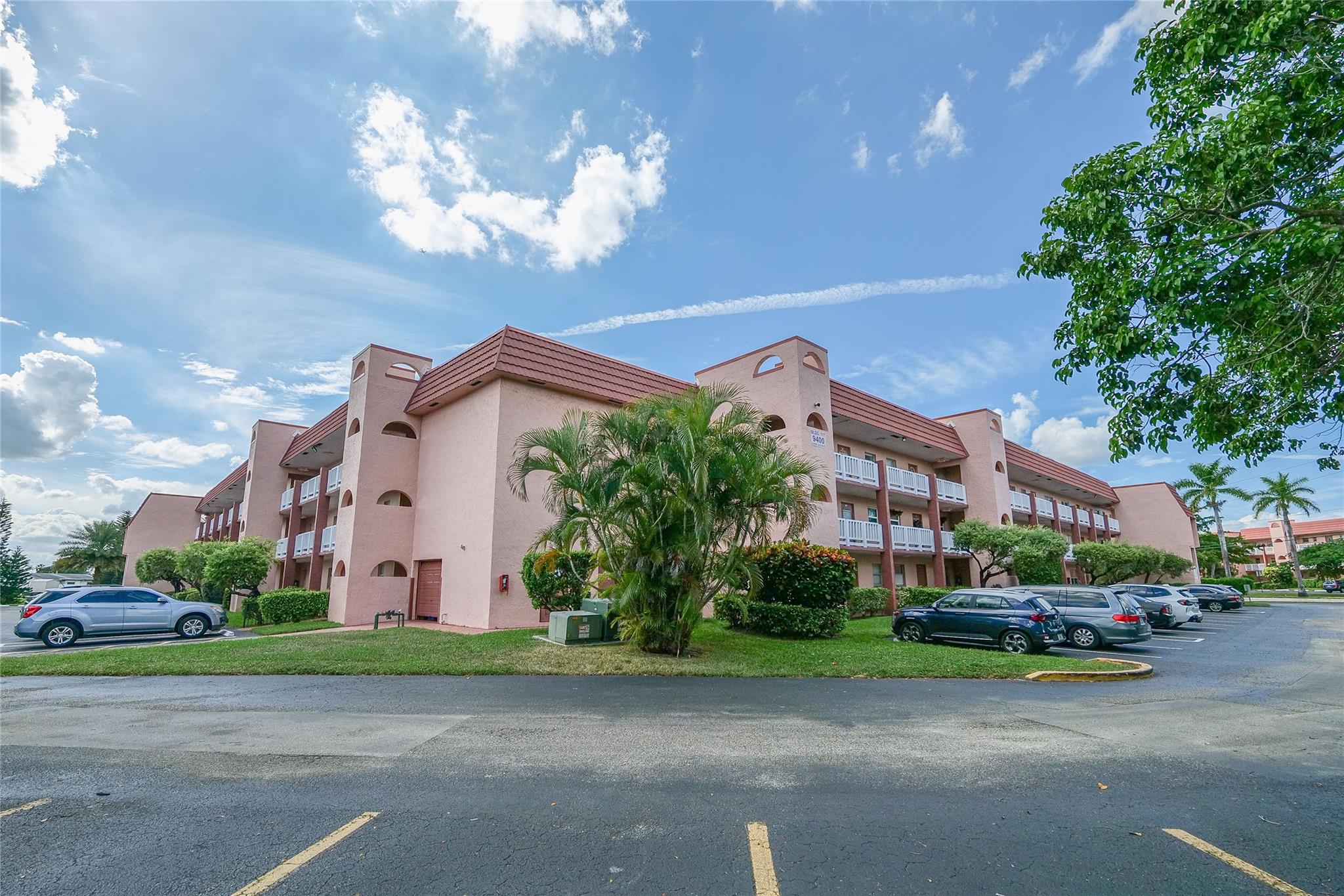 Sunrise Lakes - Residential