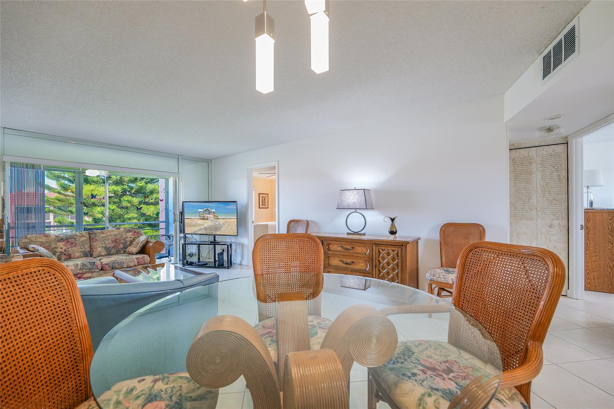 Sunrise Lakes - Residential