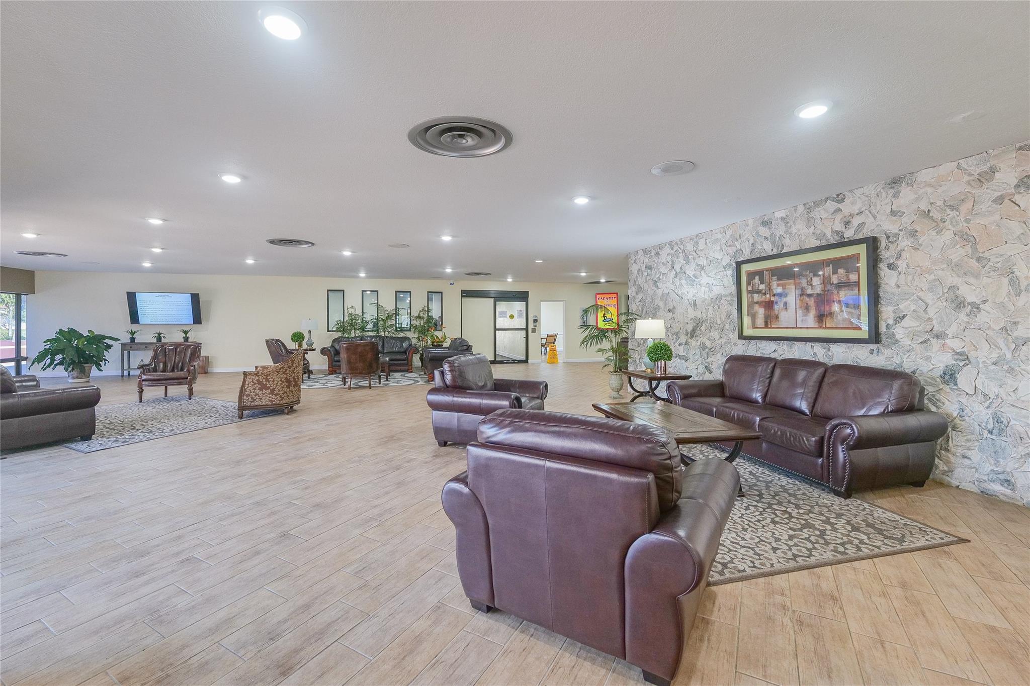 Sunrise Lakes - Residential