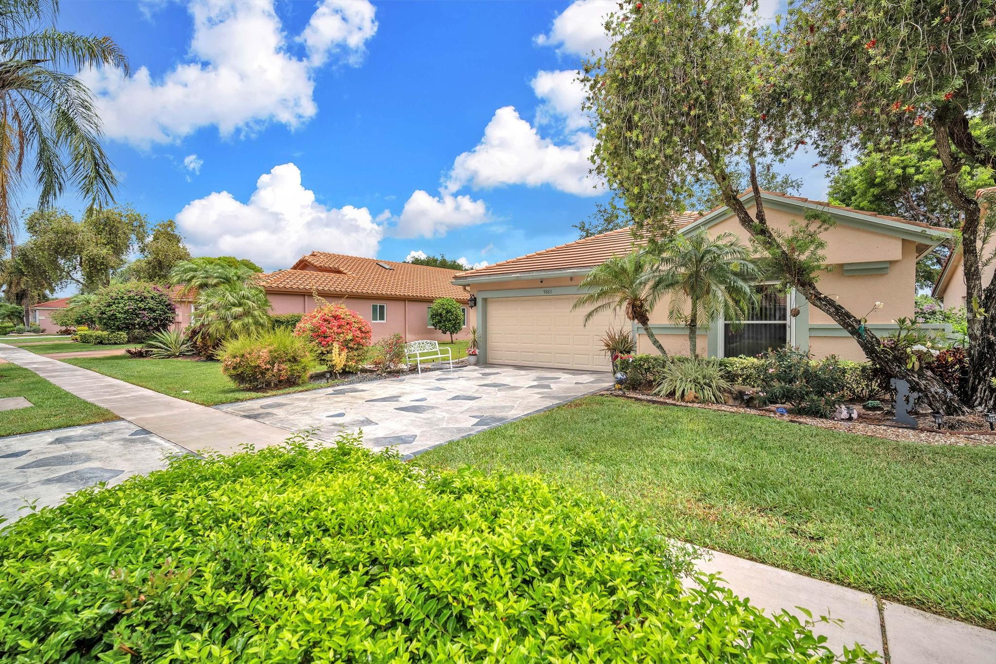 9883 Harbour Lake Cir