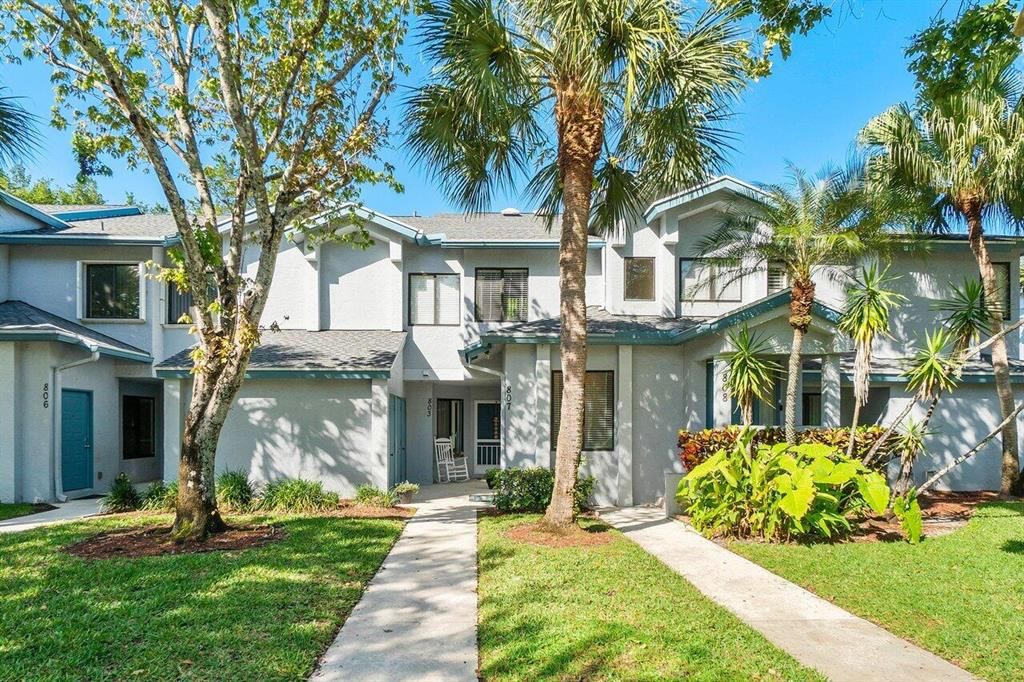 Photo of 807 Harbour Pointe Way Way, Green Acres, FL 33413 (MLS # R10781098)