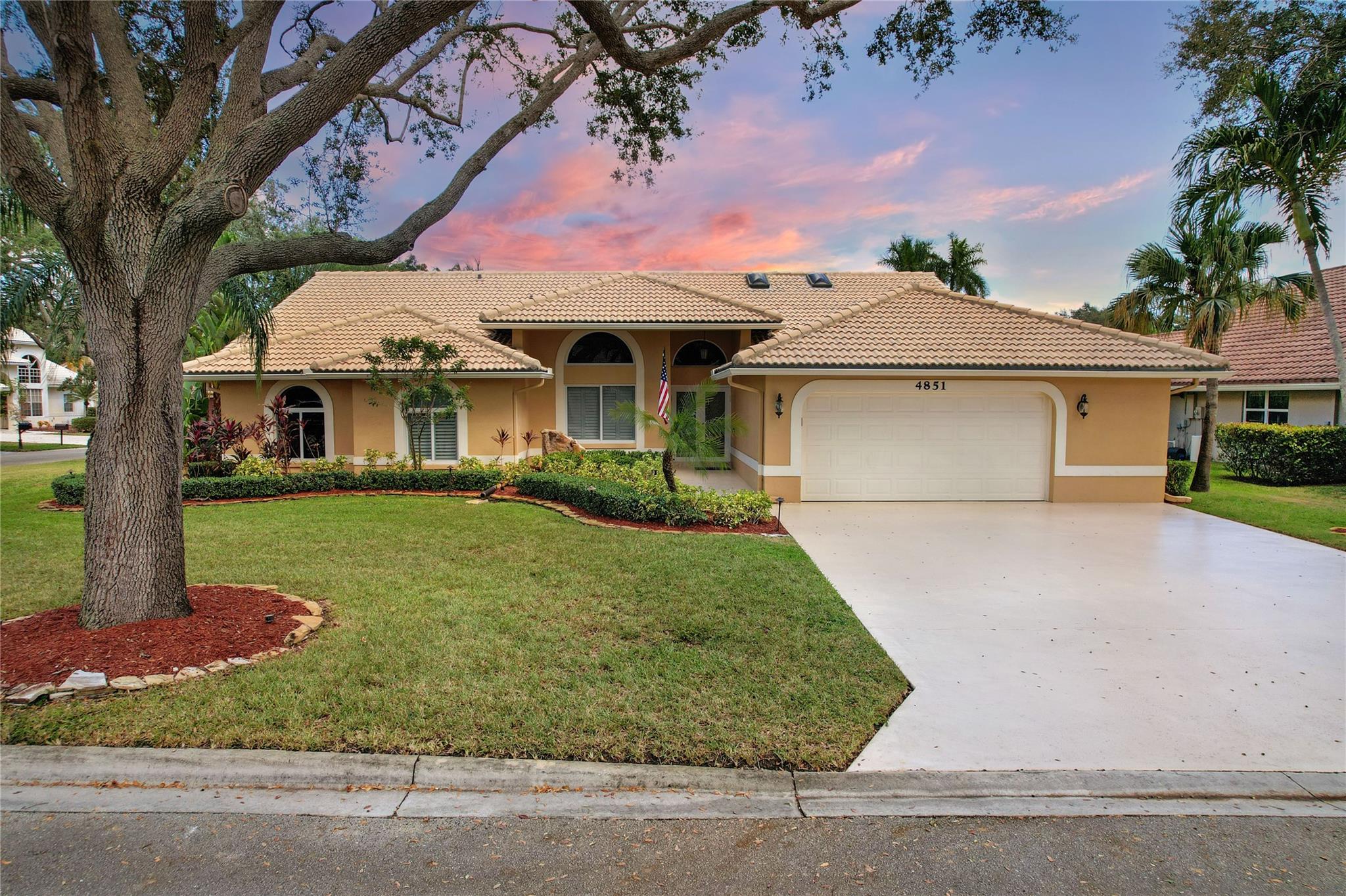 BROOKSIDE - Residential
