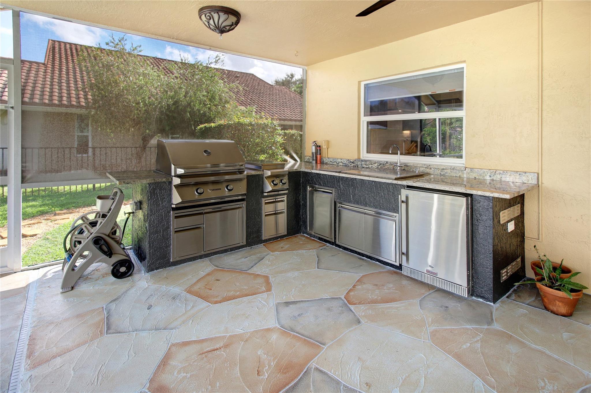 BROOKSIDE - Residential