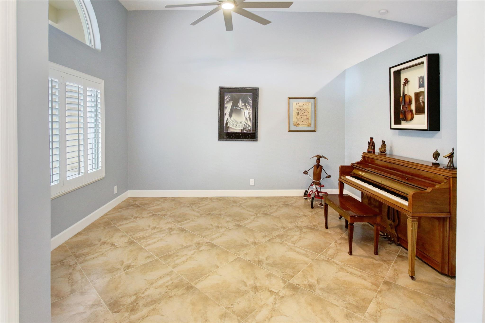 BROOKSIDE - Residential