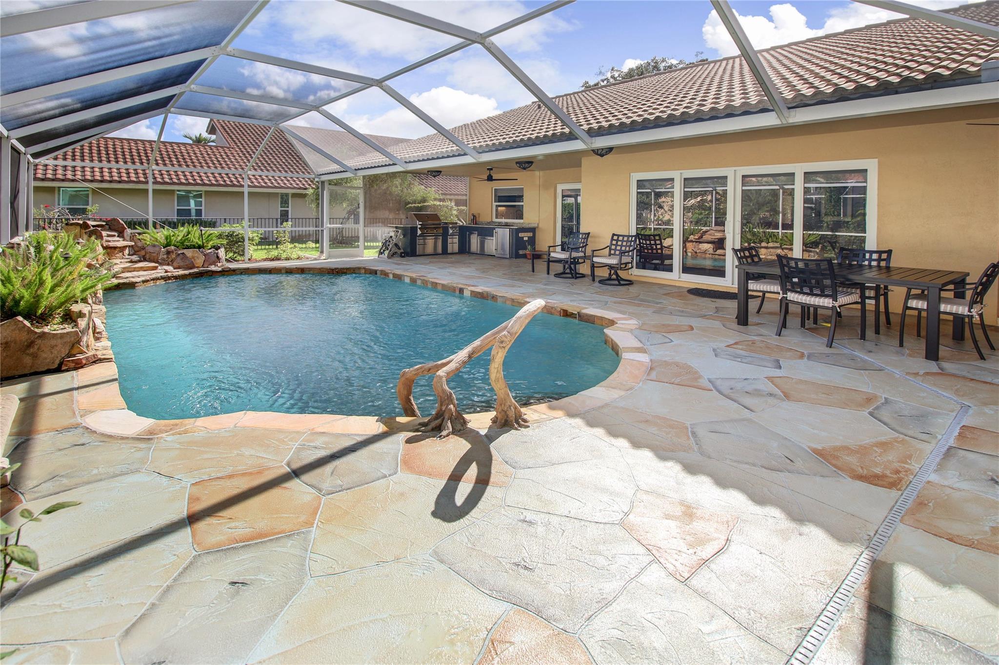 BROOKSIDE - Residential