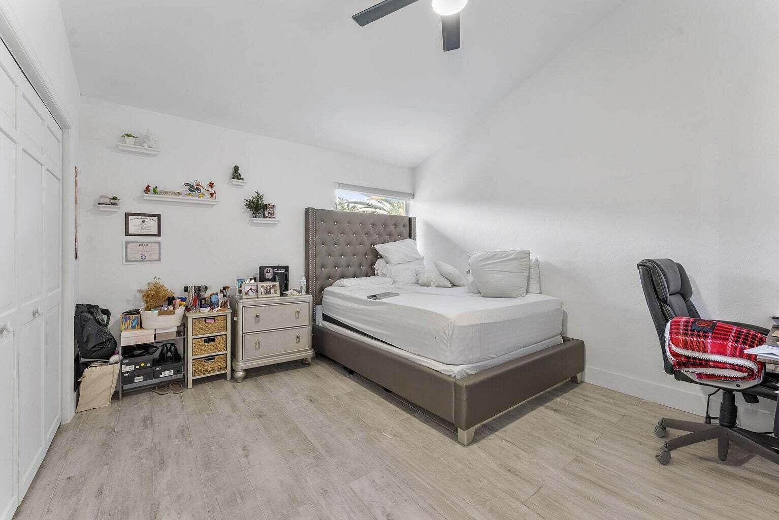 BOCA TEECA SEC 5 - Residential
