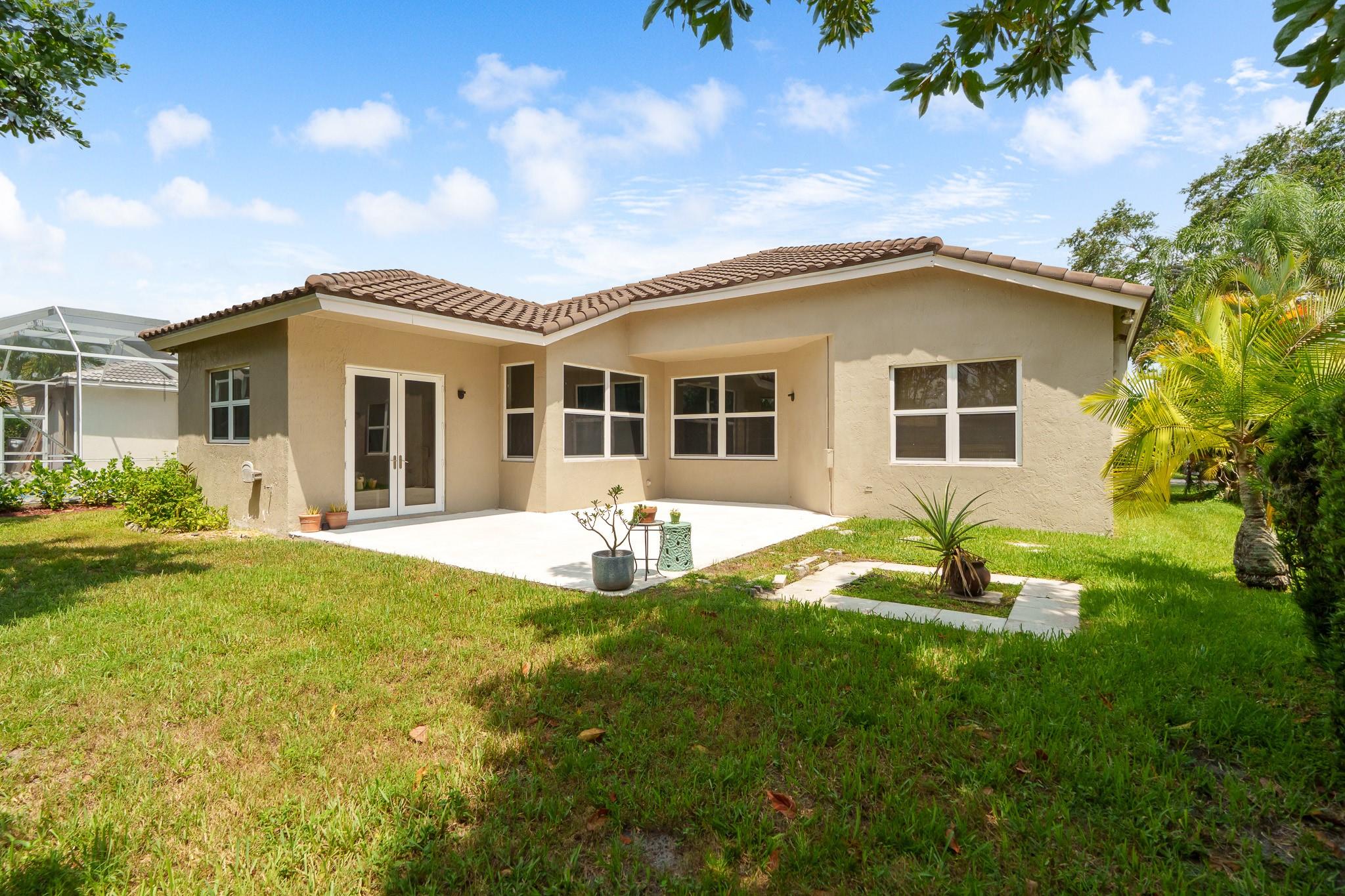 Parkwood Ix 153-28 B - Residential