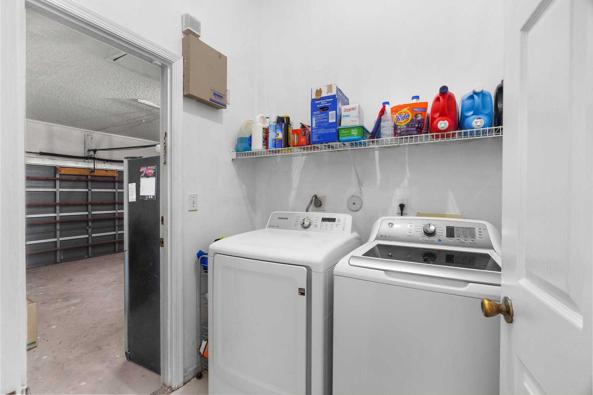 Parkwood Ix 153-28 B - Residential