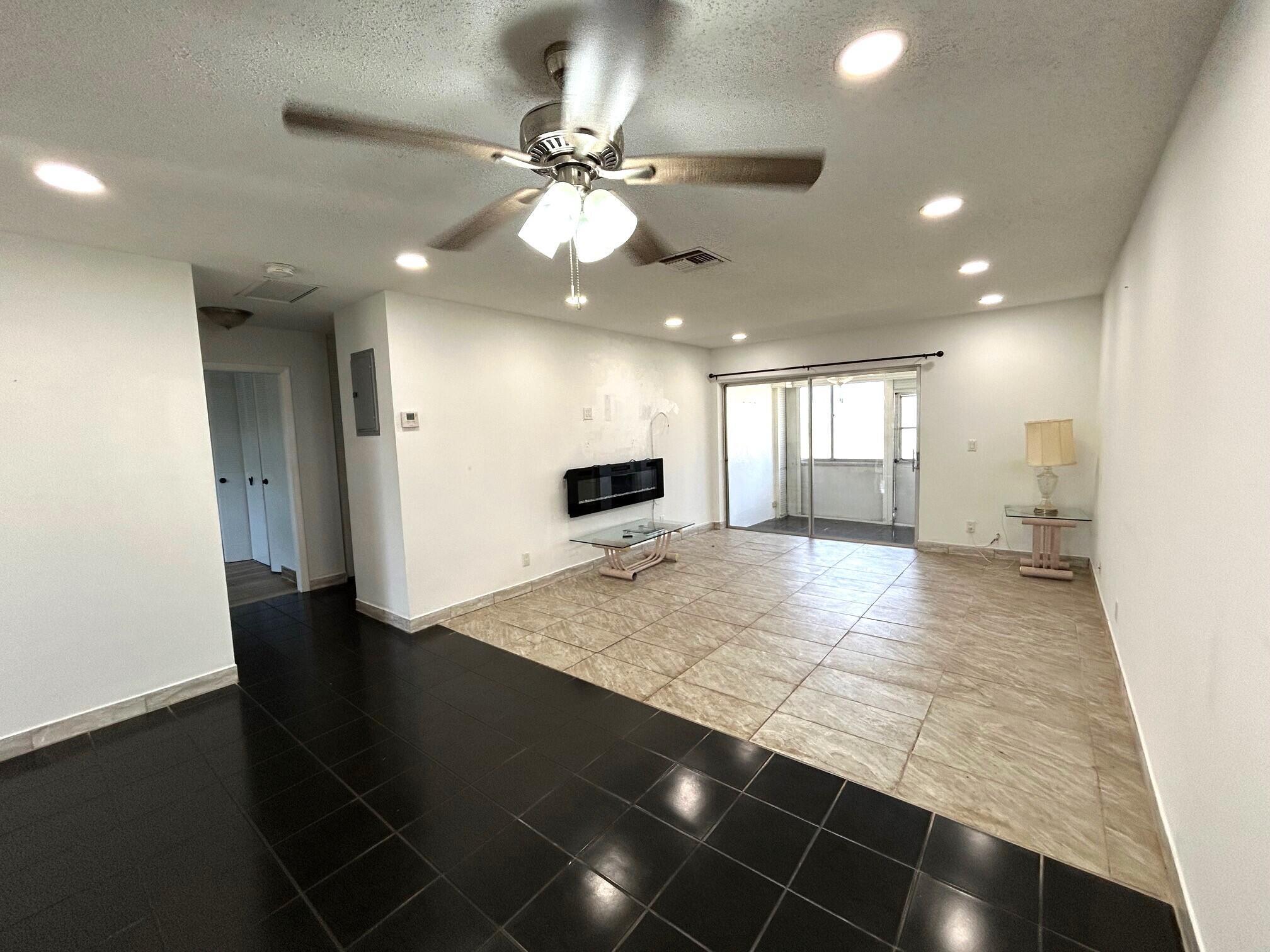 2522 Emory Drive E I