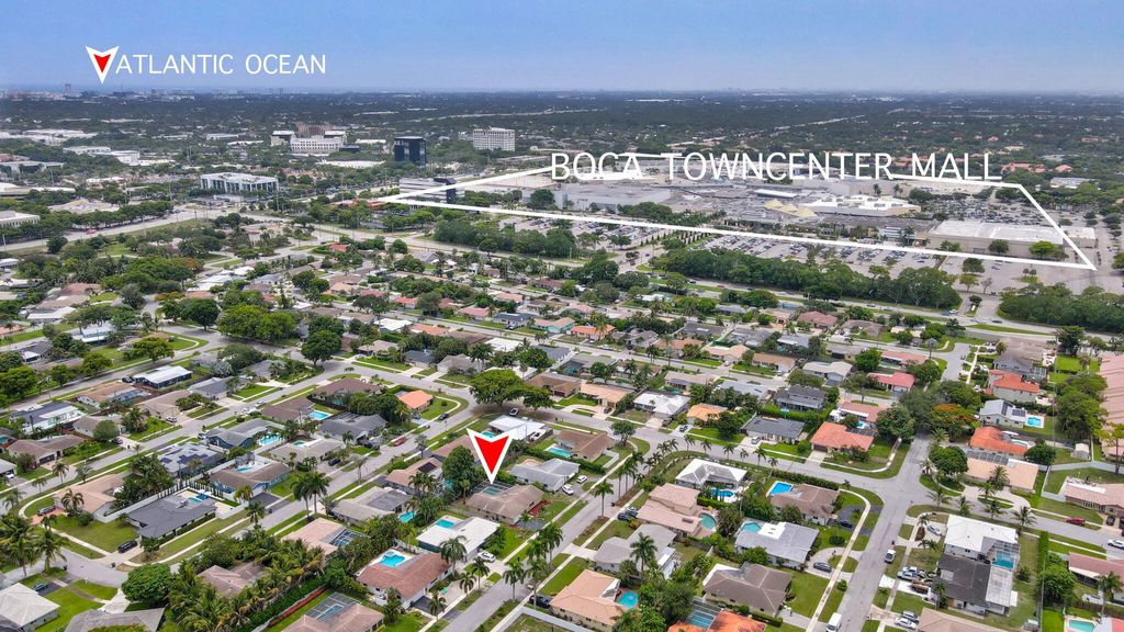 Photo of 129 Saint Cloud Lane, Boca Raton, FL 33431 (MLS # R11003094)