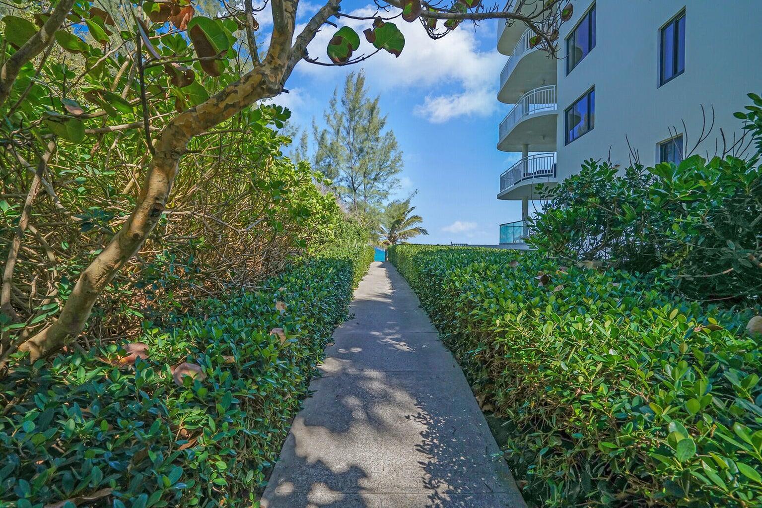 BOCA TOWERS CONDO PORTION - Residential Lease