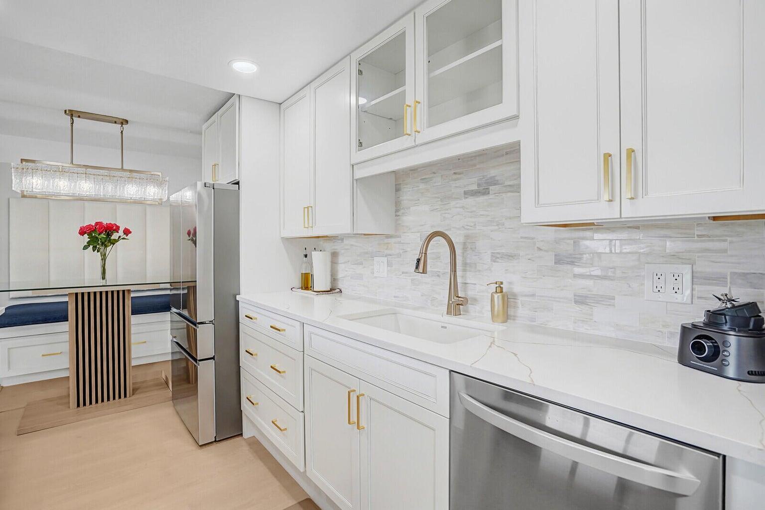 BOCA TOWERS CONDO PORTION - Residential Lease