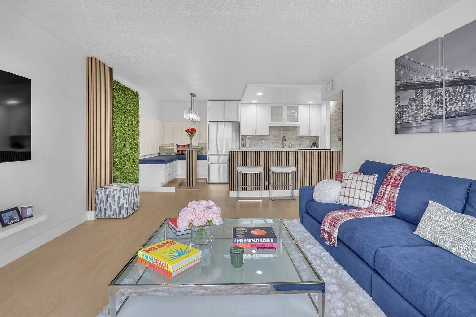 BOCA TOWERS CONDO PORTION - Residential Lease