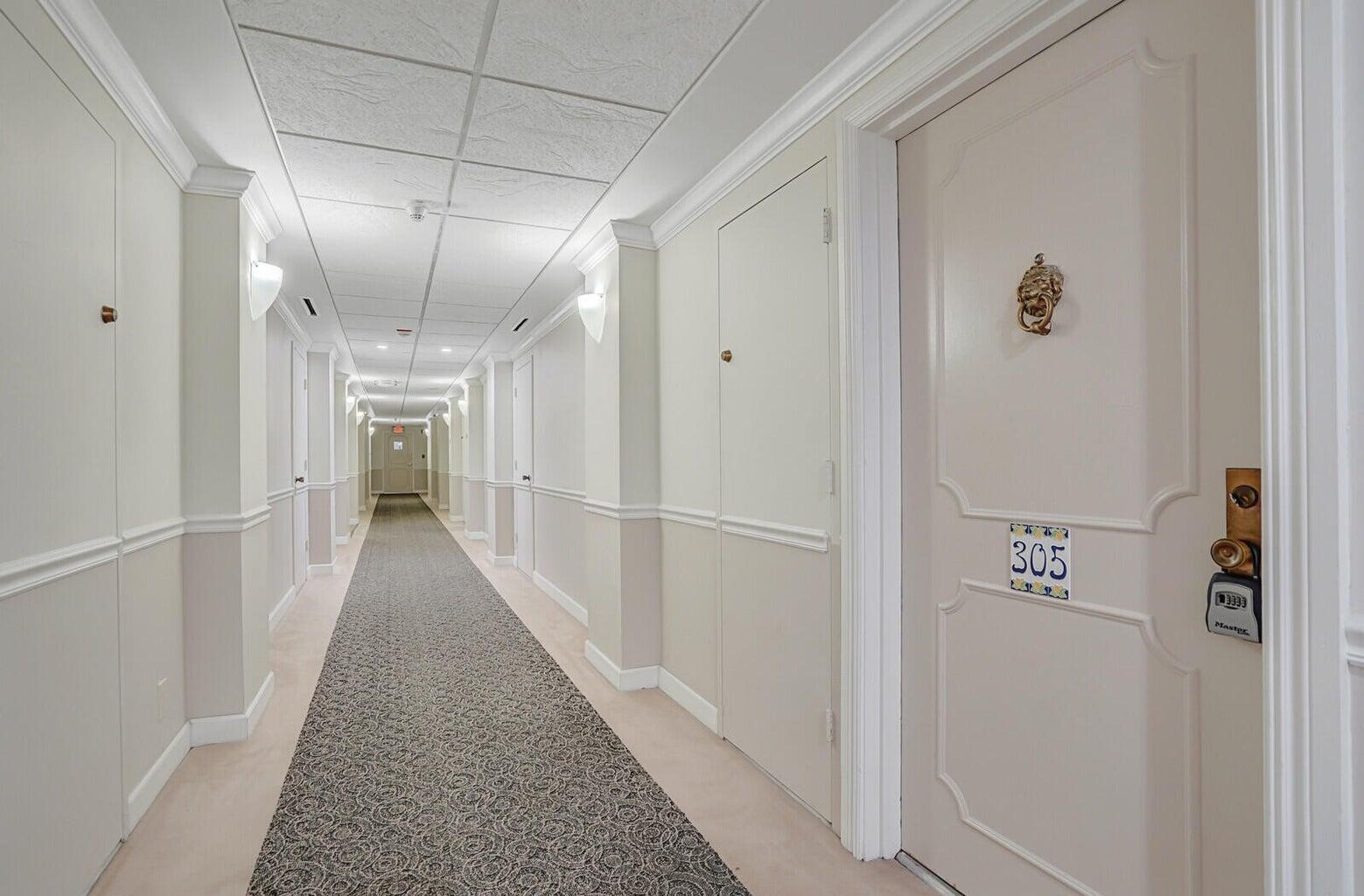 BOCA TOWERS CONDO PORTION - Residential Lease