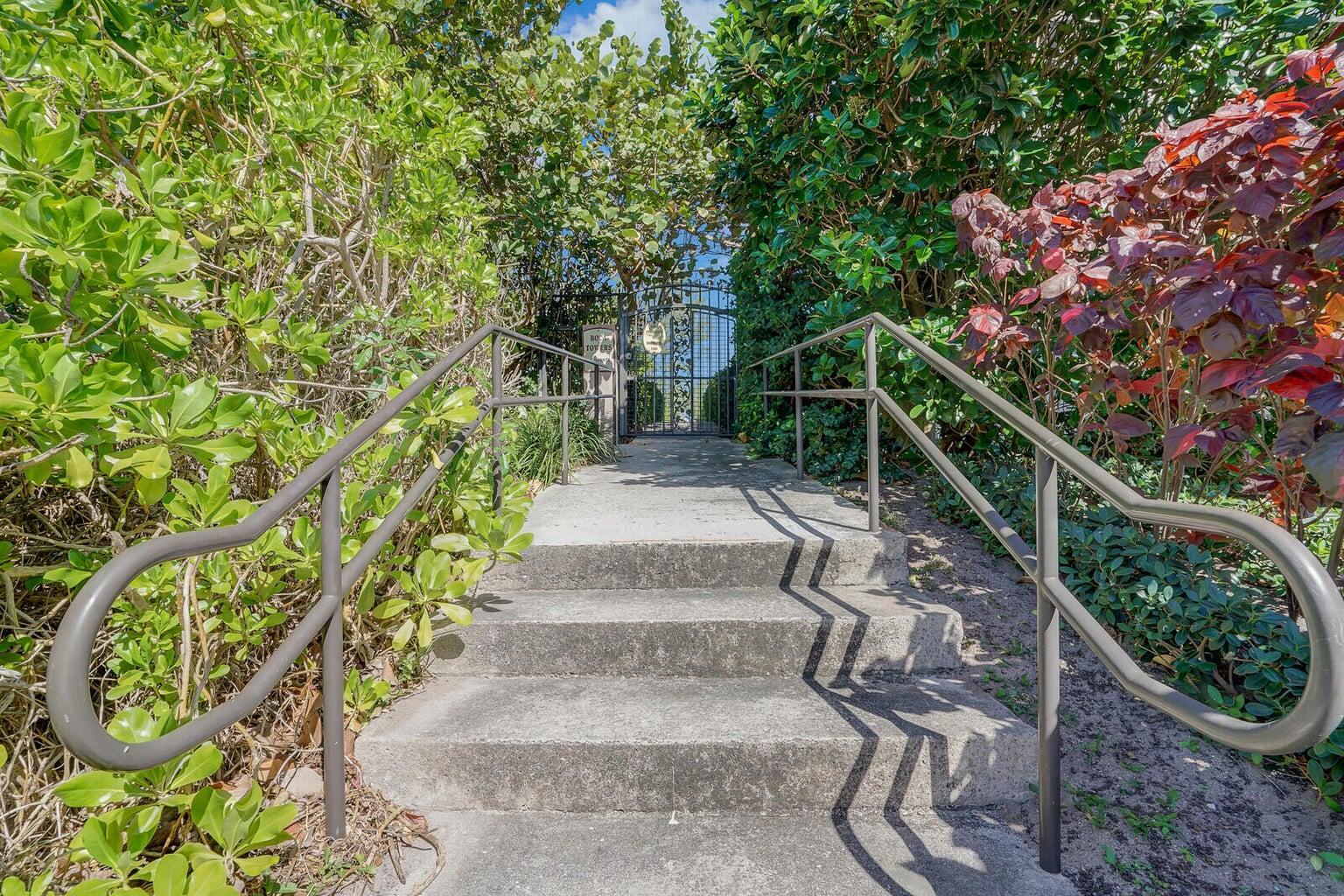 BOCA TOWERS CONDO PORTION - Residential Lease