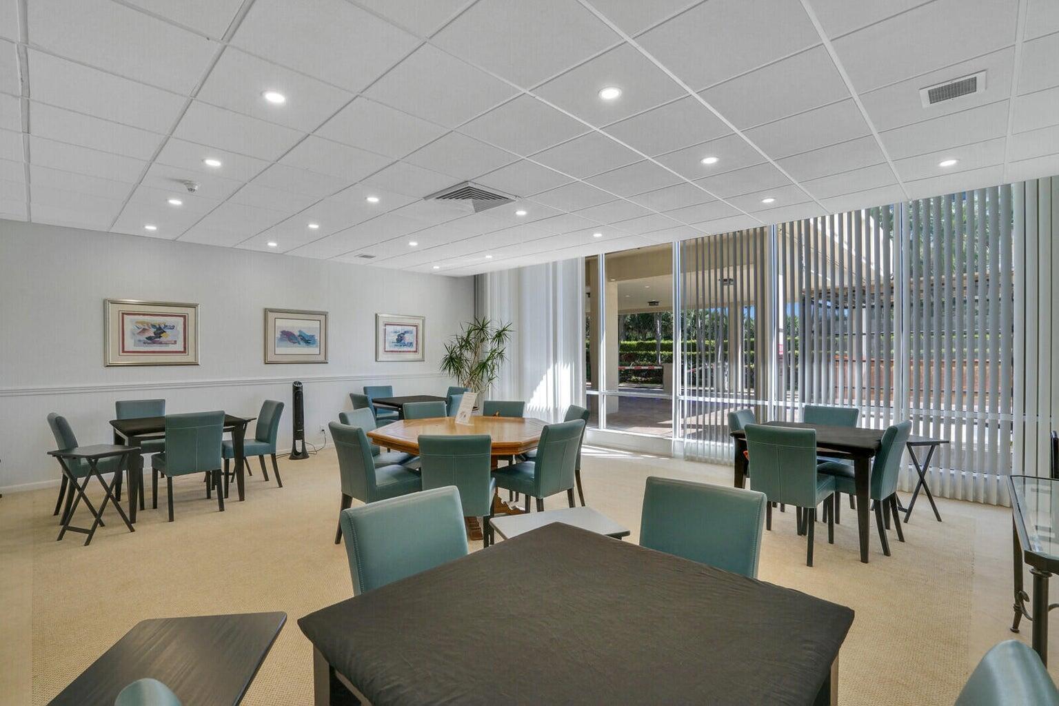 BOCA TOWERS CONDO PORTION - Residential Lease