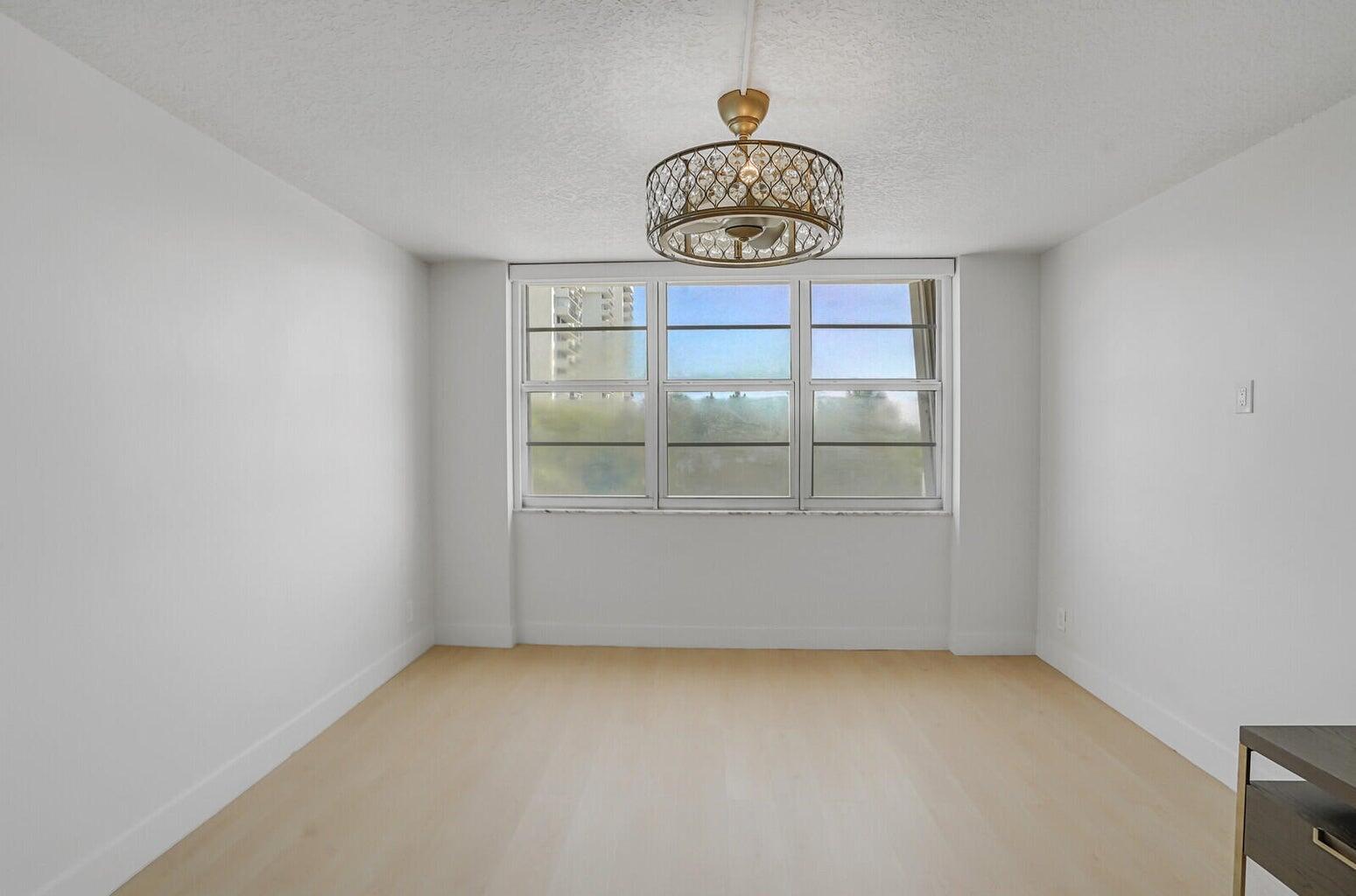 BOCA TOWERS CONDO PORTION - Residential Lease