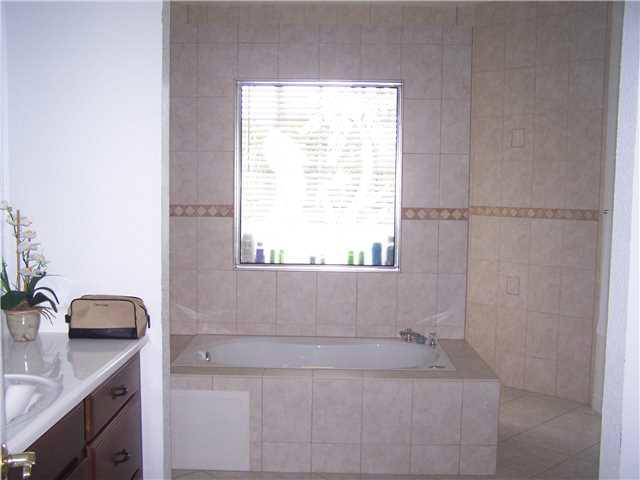 PAPAYA VILLAGE - Residential