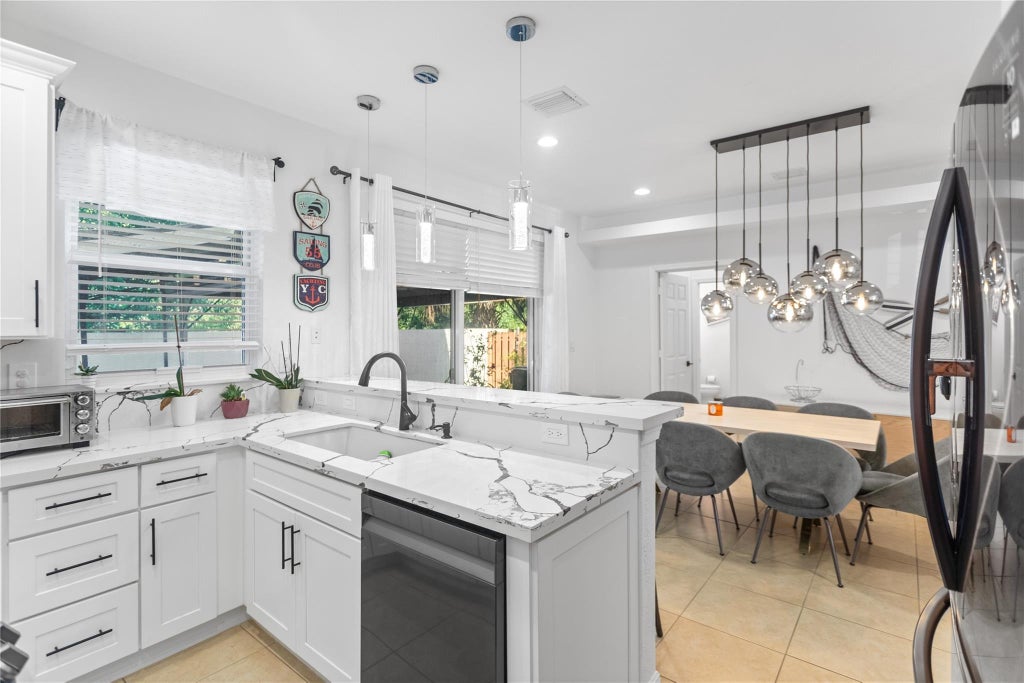 Photo of 6633 Hidden Cove Drive #5-7, Davie, FL 33314 (MLS # F10458901)
