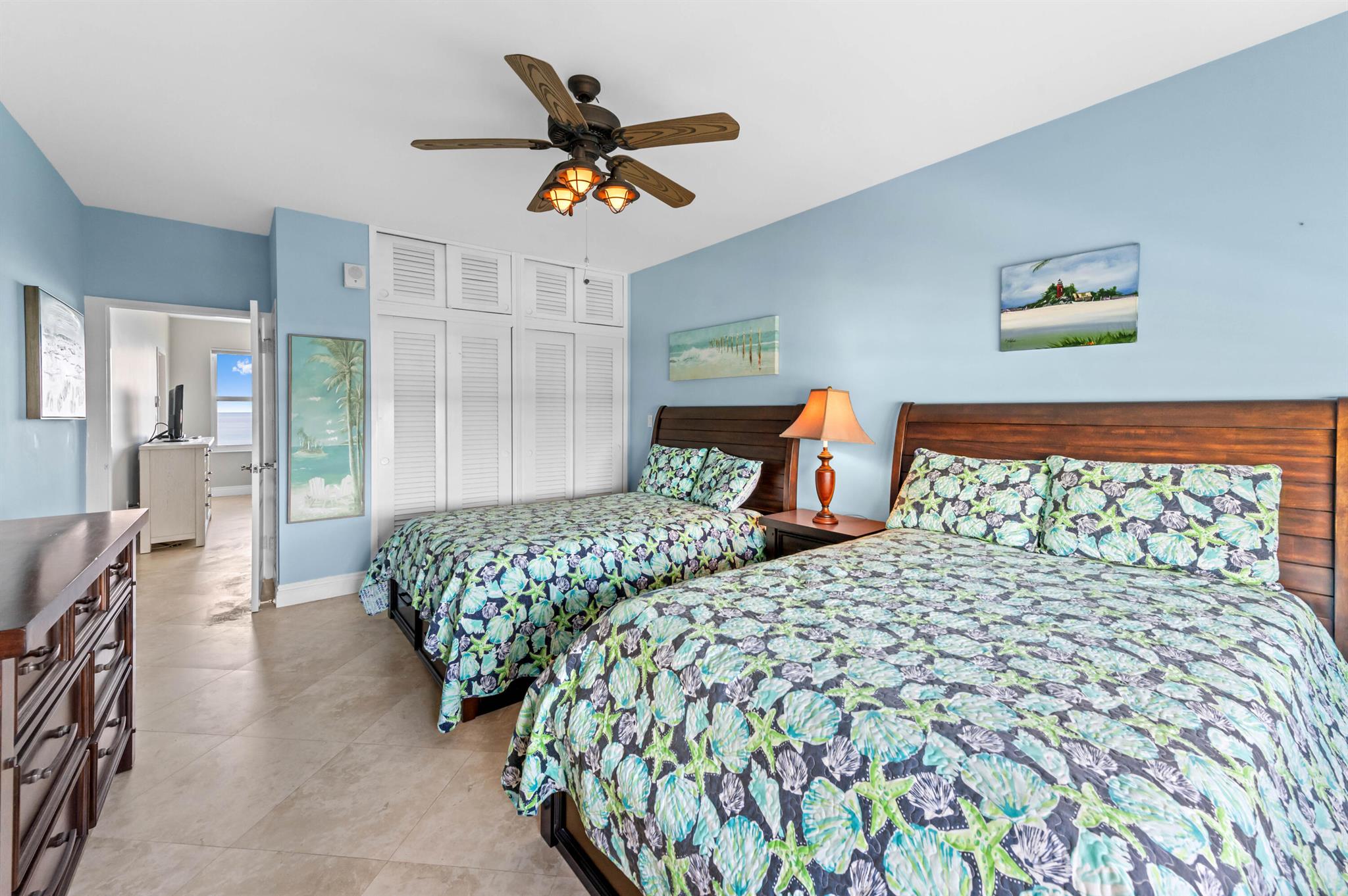 HIGHLAND TOWERS INC - Residential Lease