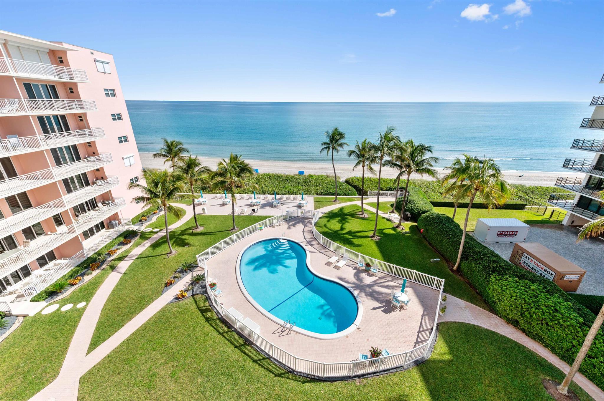 HIGHLAND TOWERS INC - Residential Lease