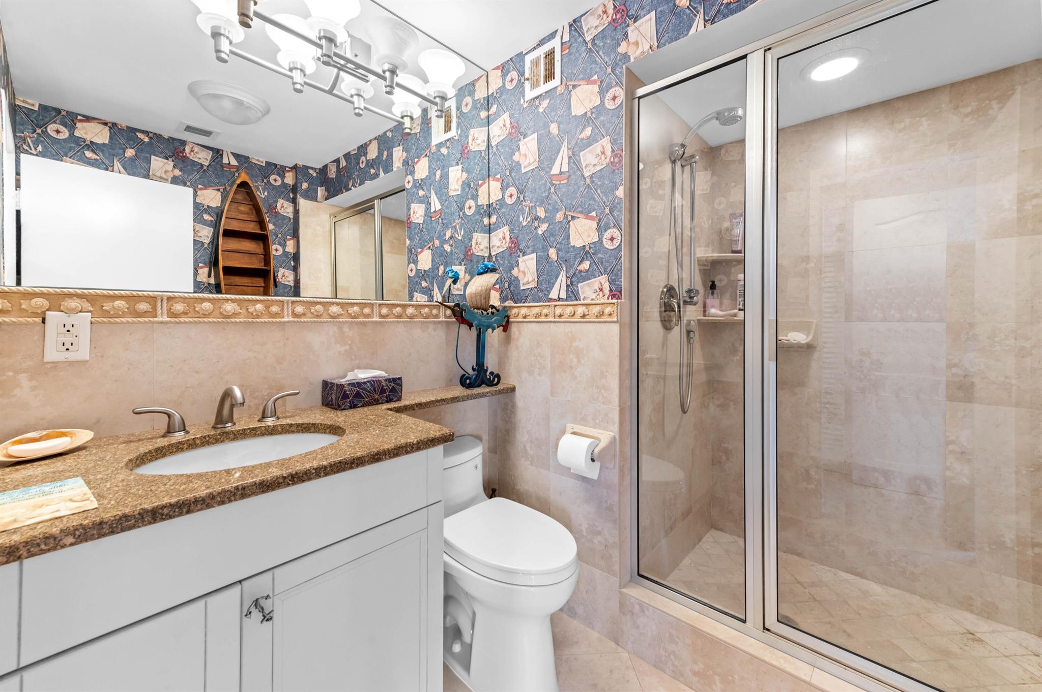 HIGHLAND TOWERS INC - Residential Lease