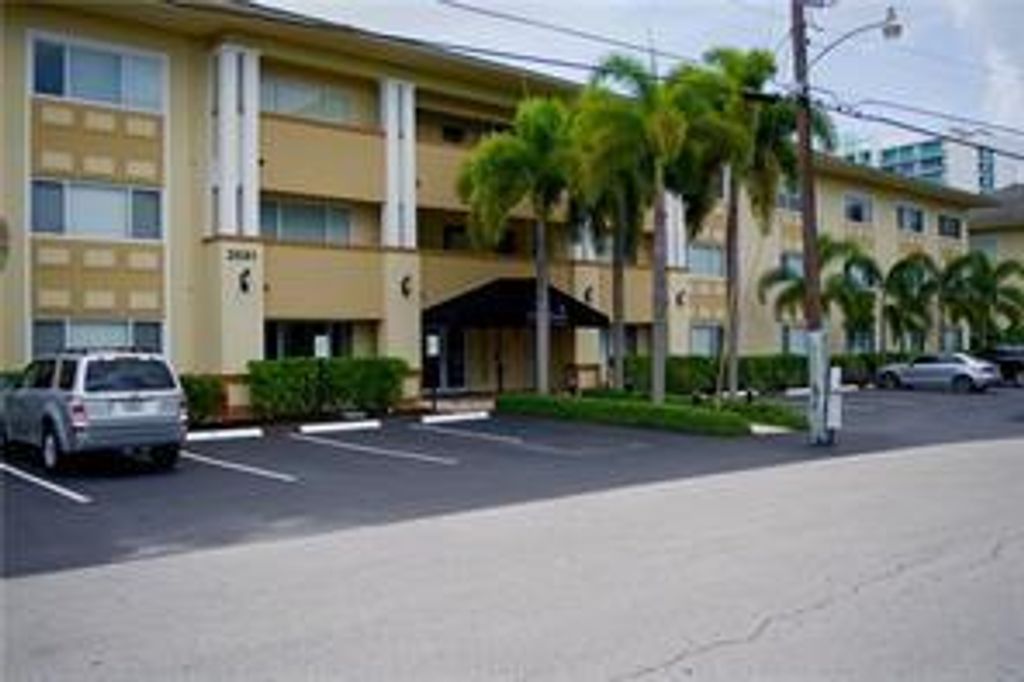 Photo of 2881 NE 32nd Street #119, Fort Lauderdale, FL 33306 (MLS # F10514643)