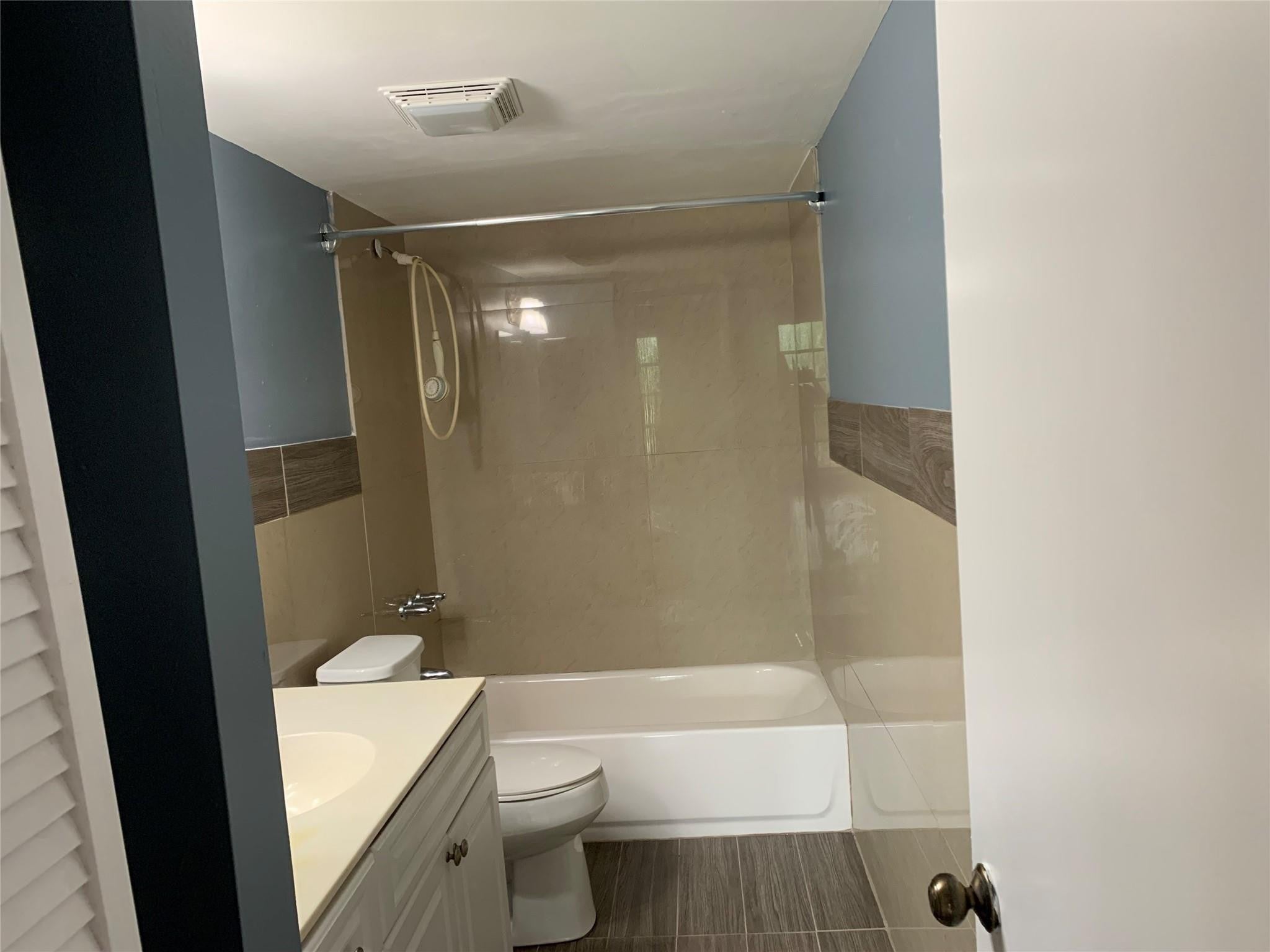 5530 NW 44TH Street 311C