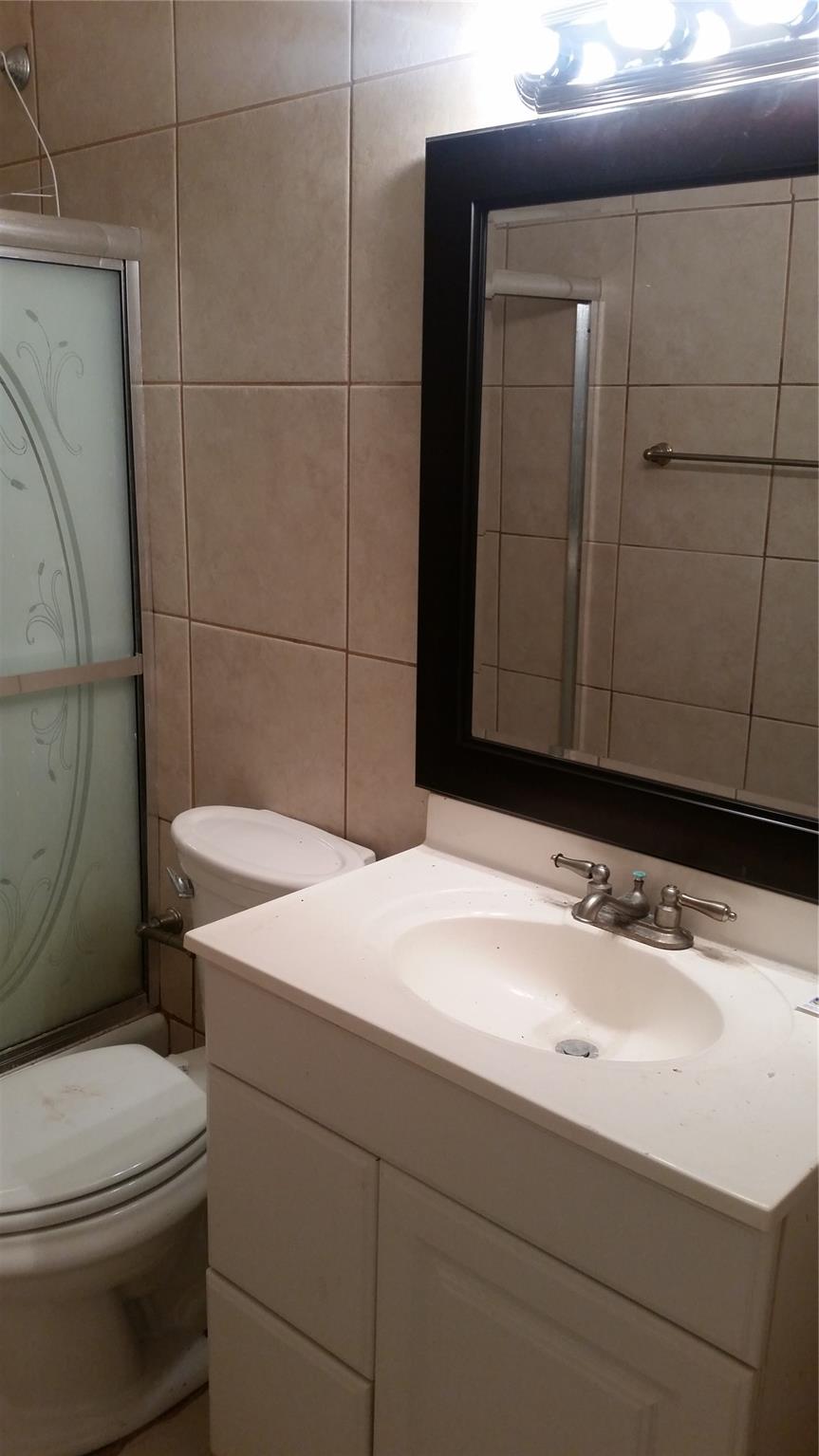 Executive Manors - Residential