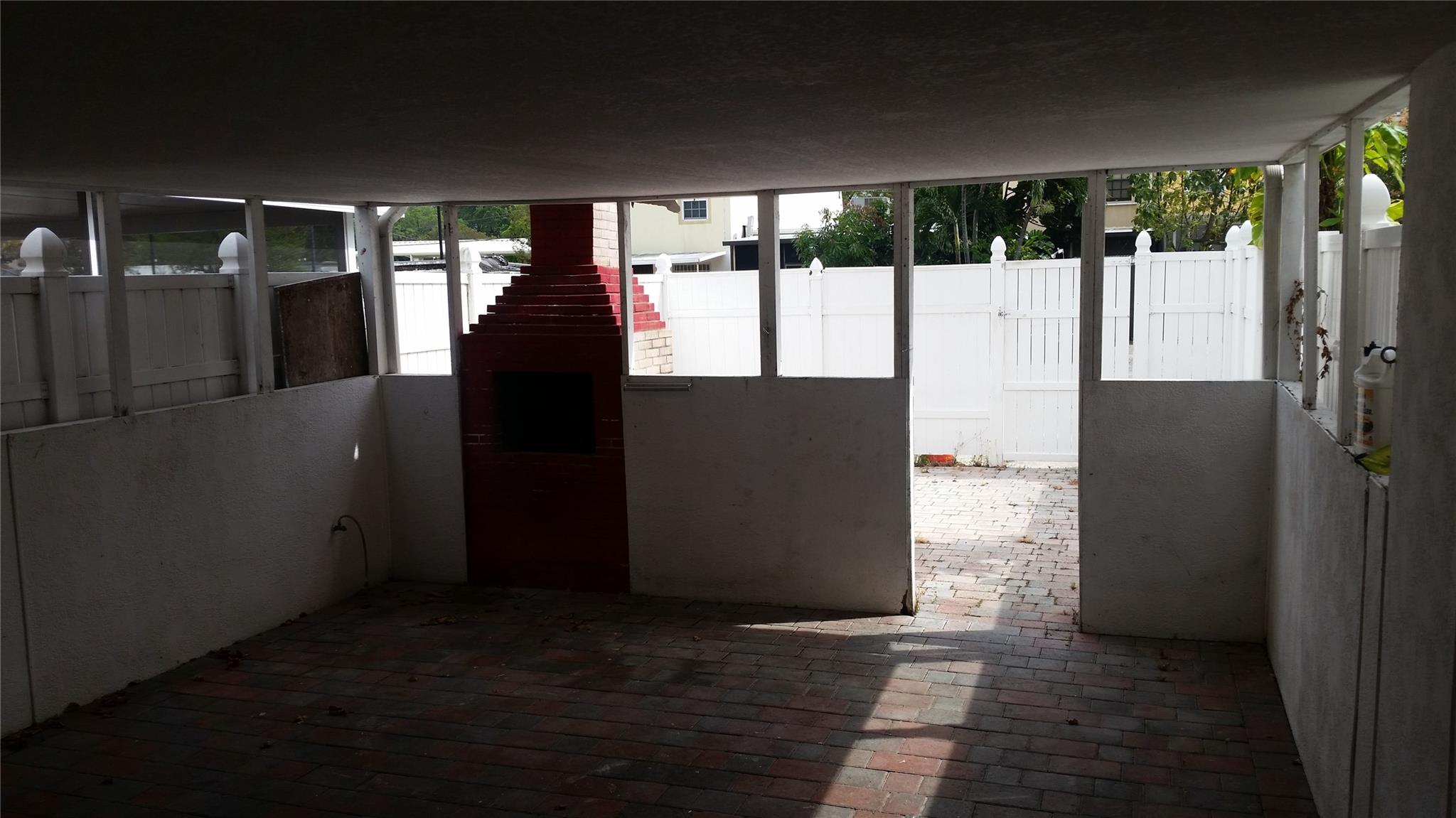 Executive Manors - Residential