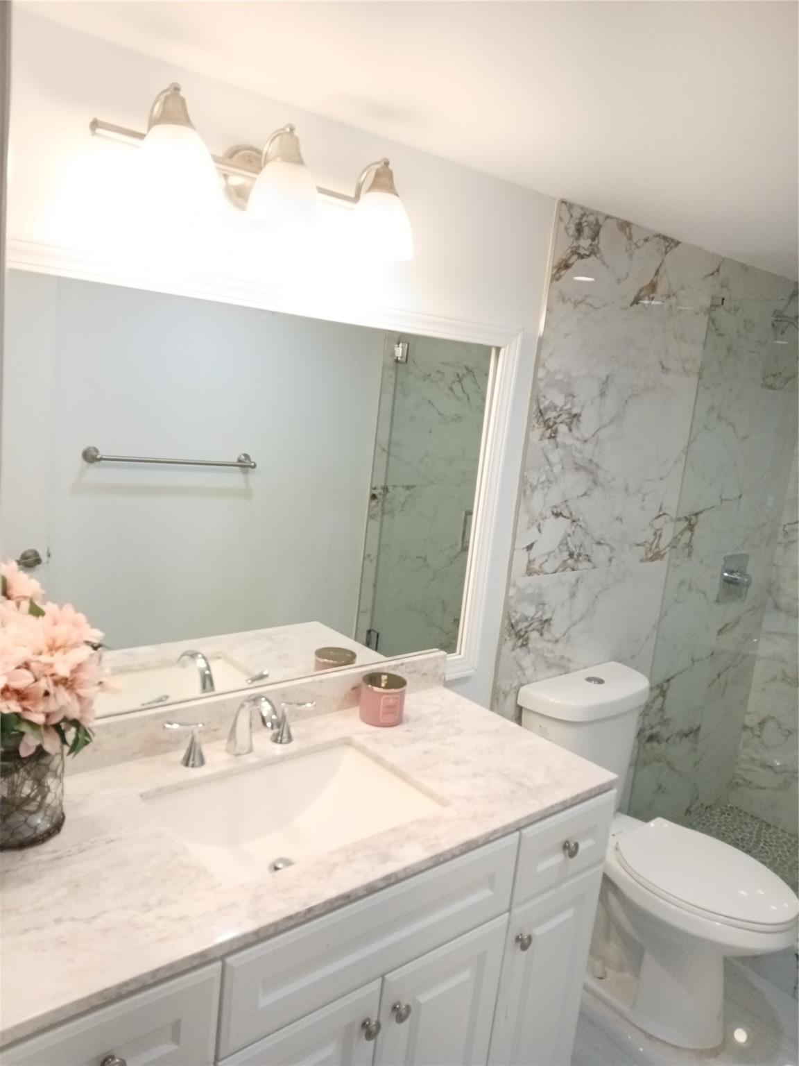 Manors of Inverrary - Residential Lease