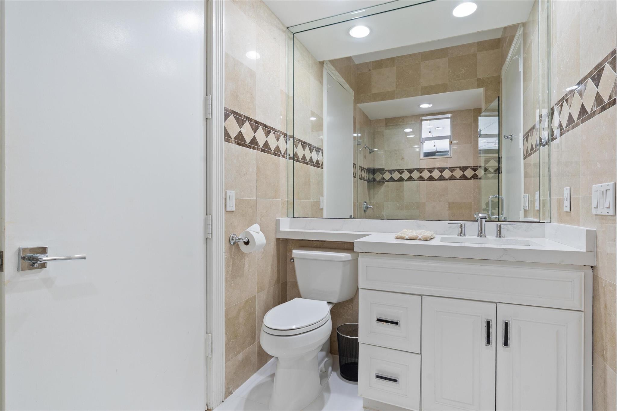 LONG LAKE ESTATES 1 AS - Residential