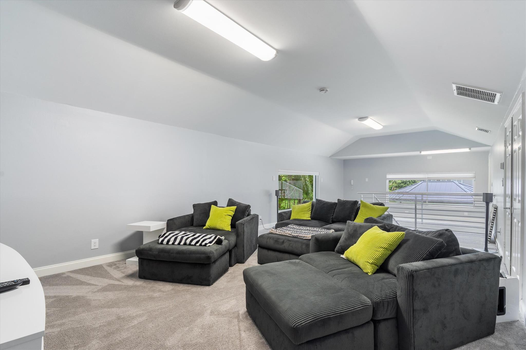 LONG LAKE ESTATES 1 AS - Residential