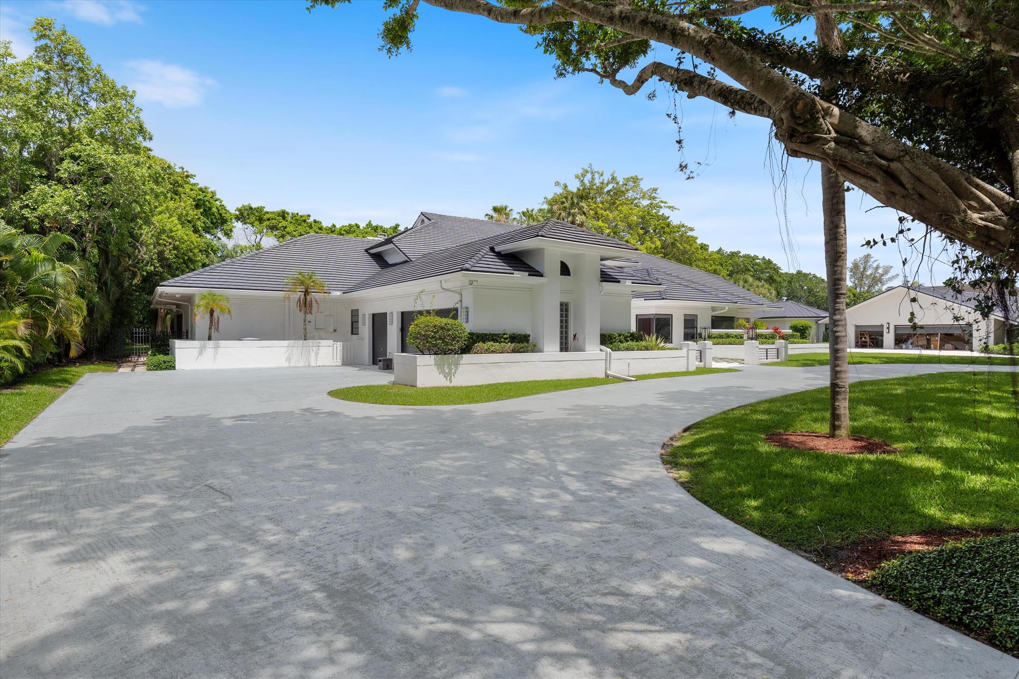 LONG LAKE ESTATES 1 AS - Residential