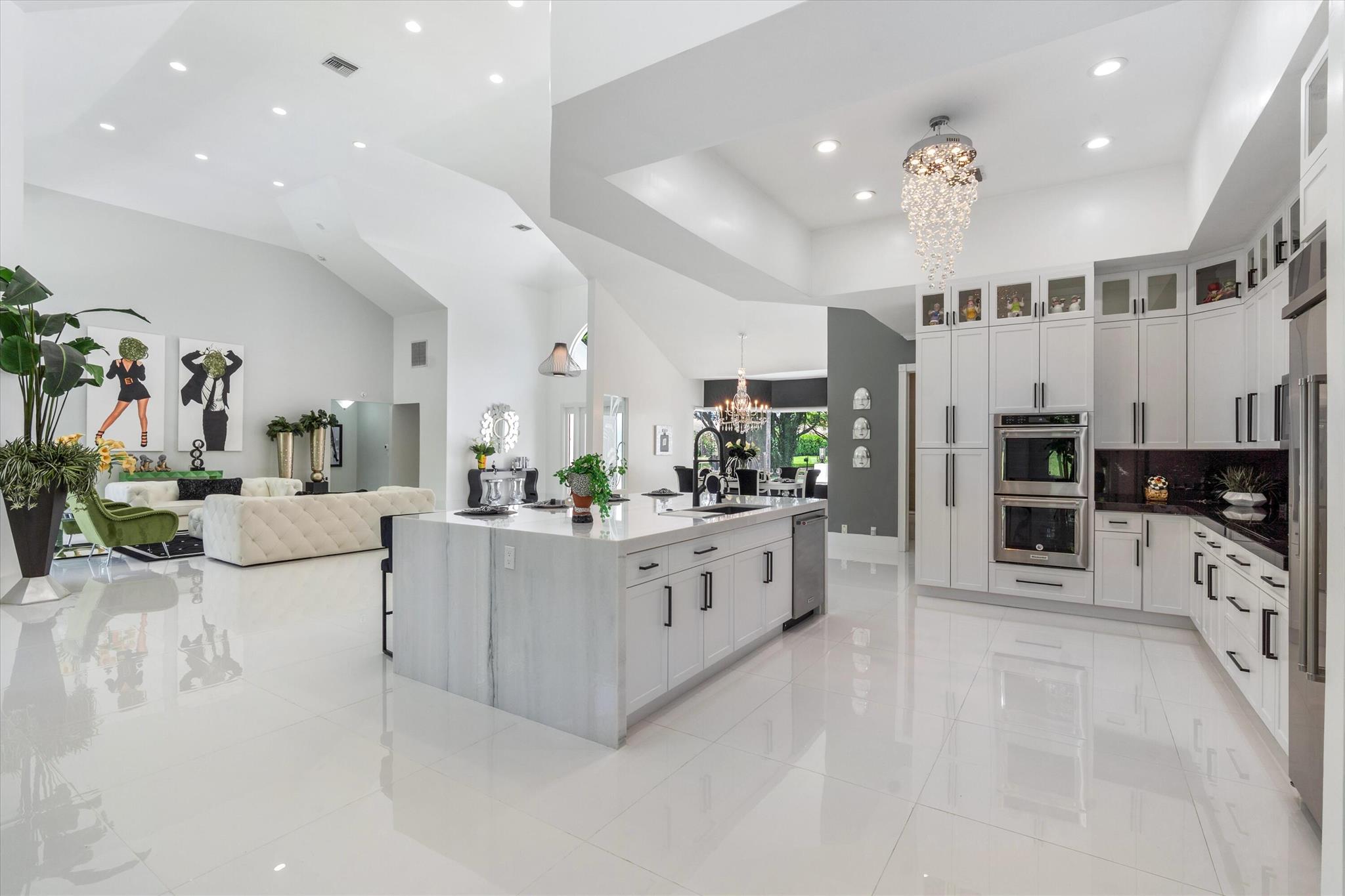 LONG LAKE ESTATES 1 AS - Residential