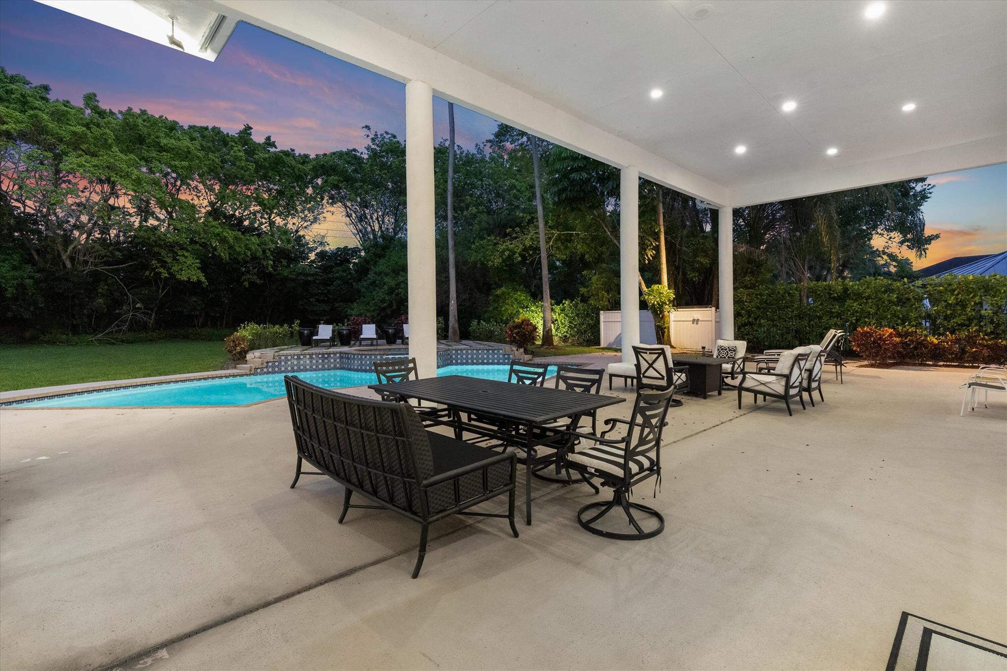 LONG LAKE ESTATES 1 AS - Residential