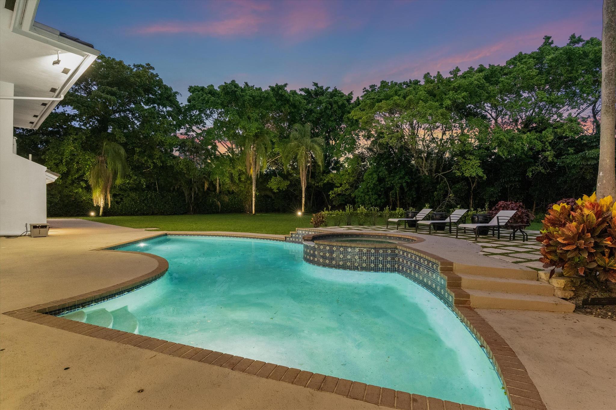 LONG LAKE ESTATES 1 AS - Residential