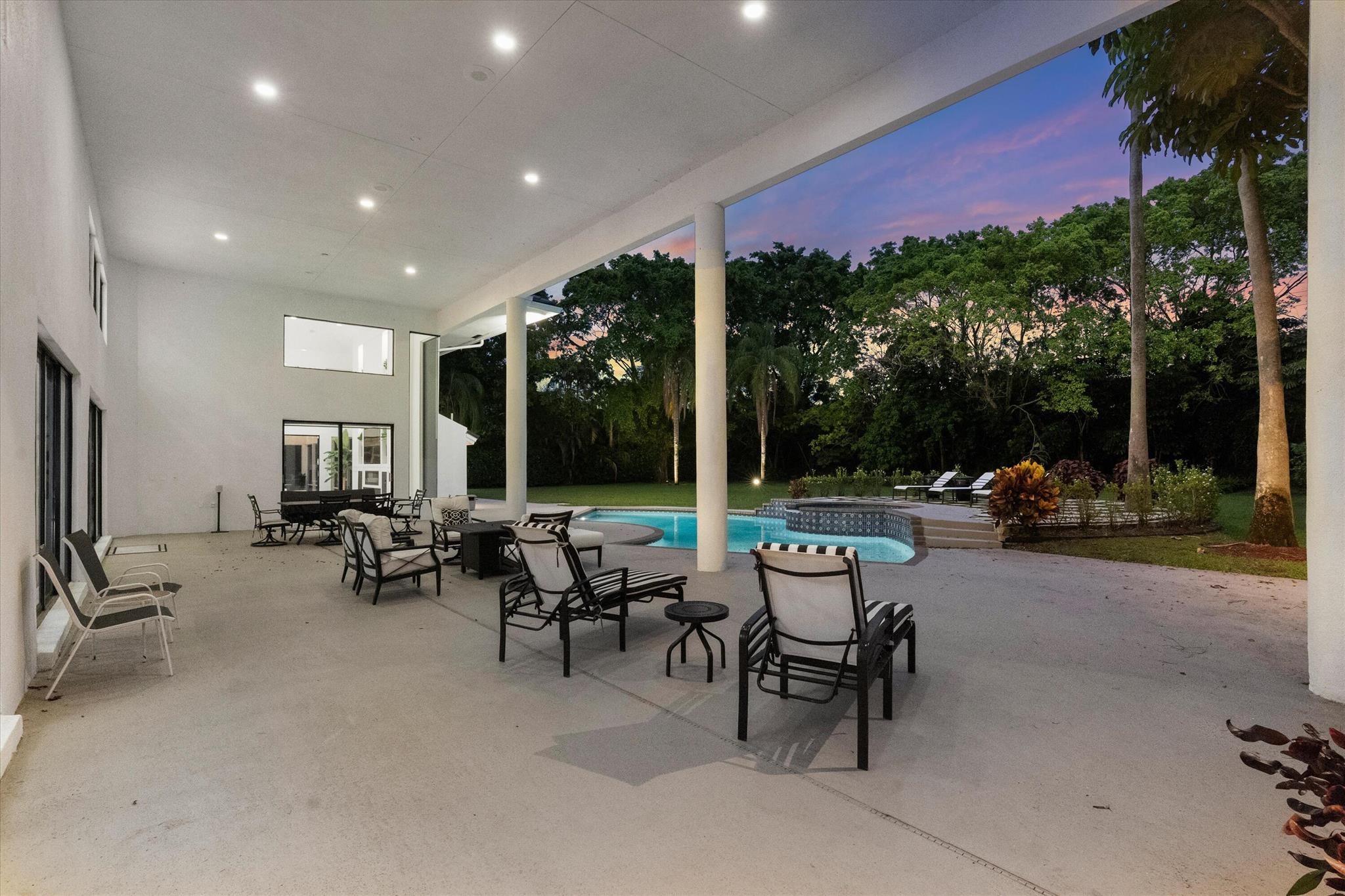 LONG LAKE ESTATES 1 AS - Residential