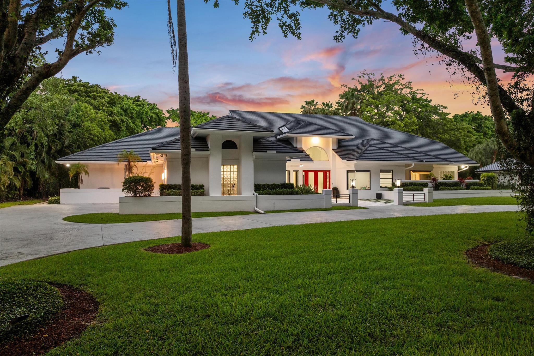 8076 Twin Lake Drive
