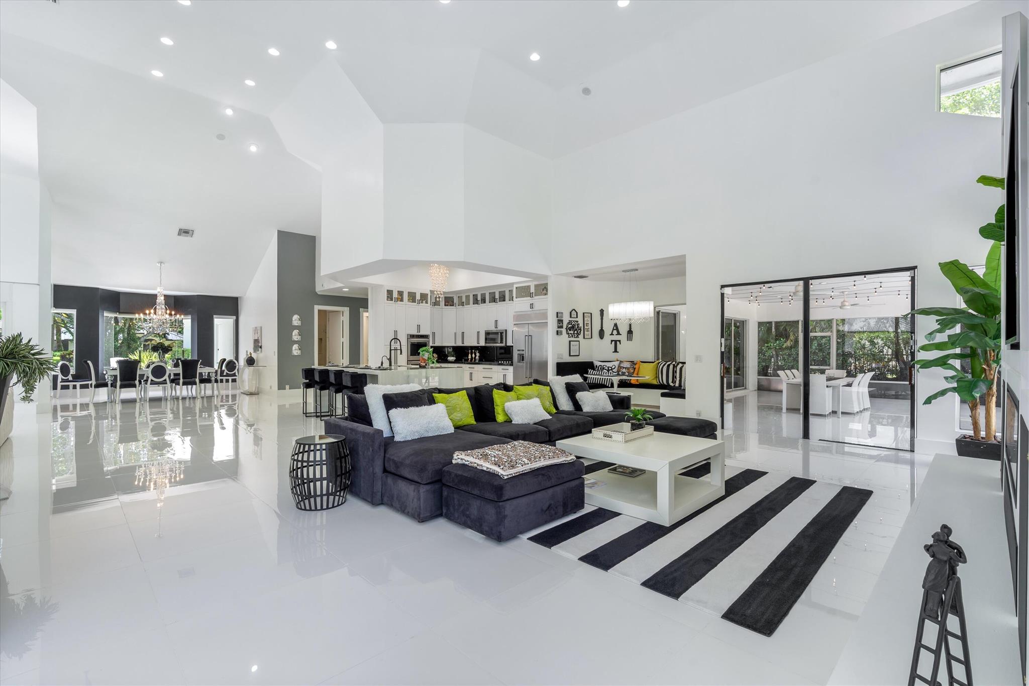 LONG LAKE ESTATES 1 AS - Residential