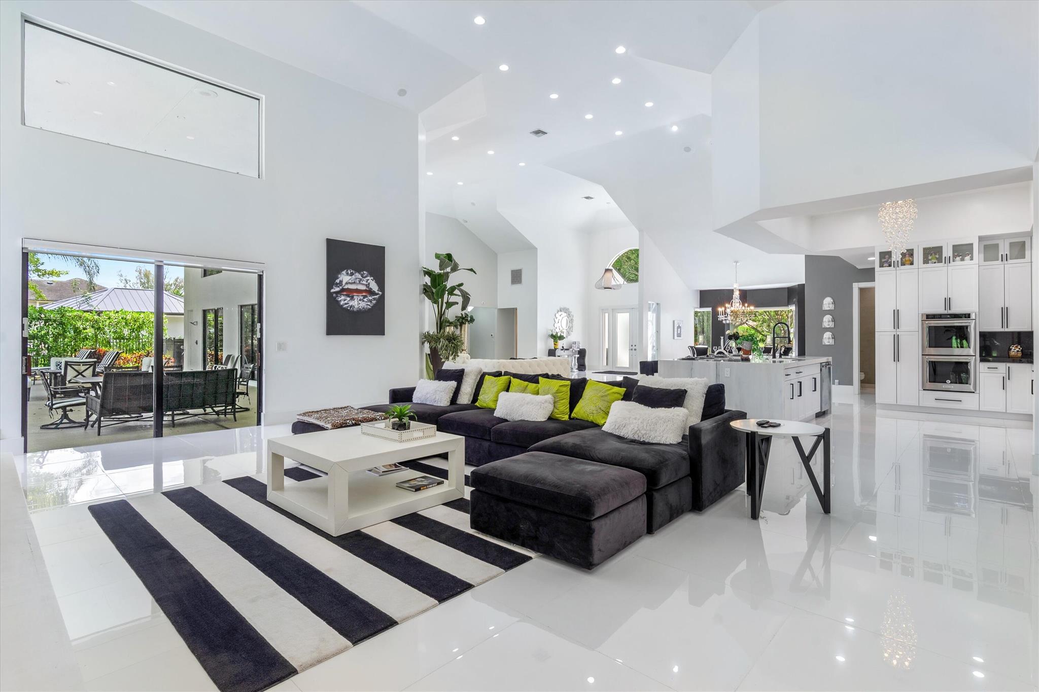 LONG LAKE ESTATES 1 AS - Residential