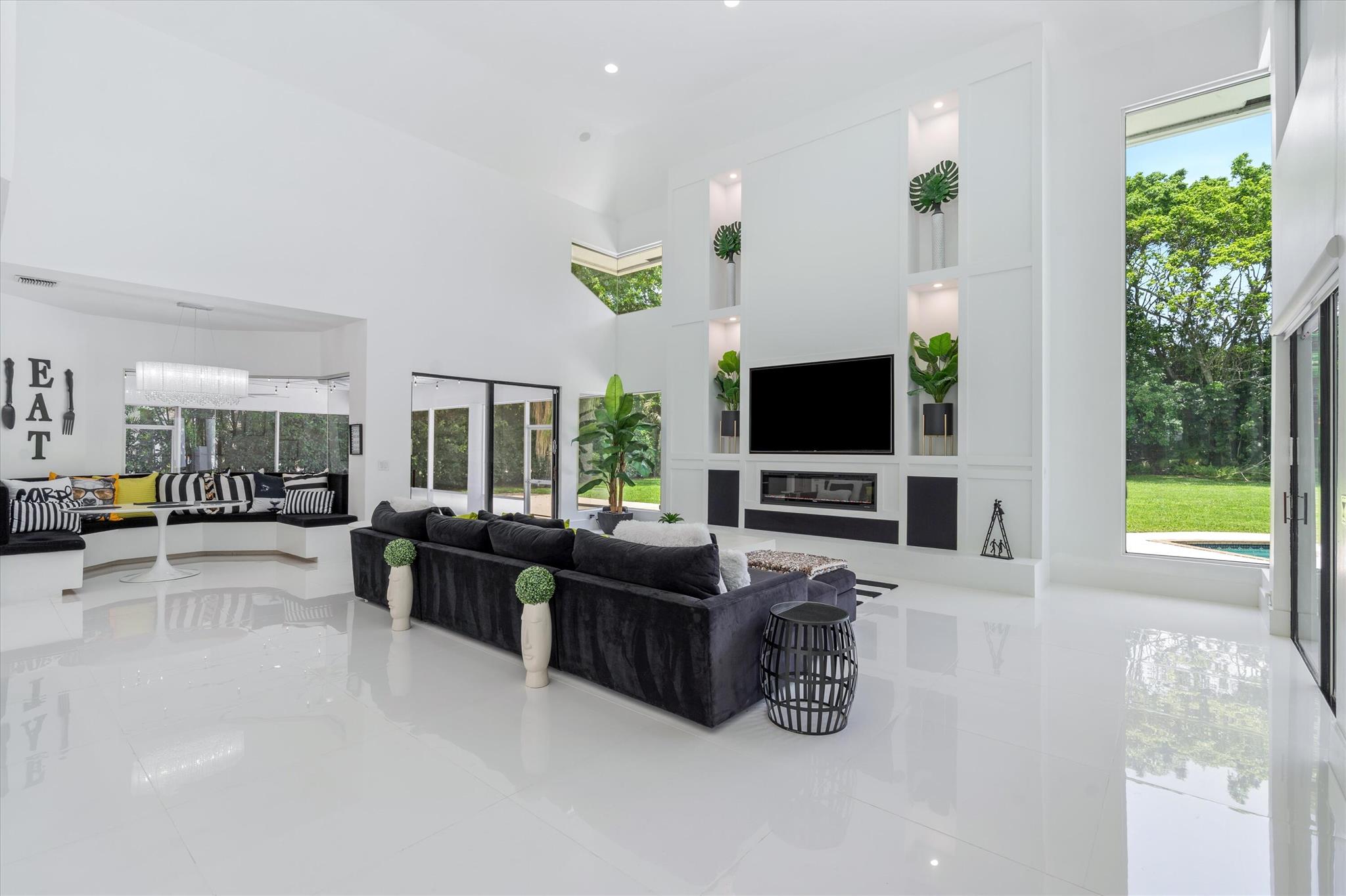 LONG LAKE ESTATES 1 AS - Residential