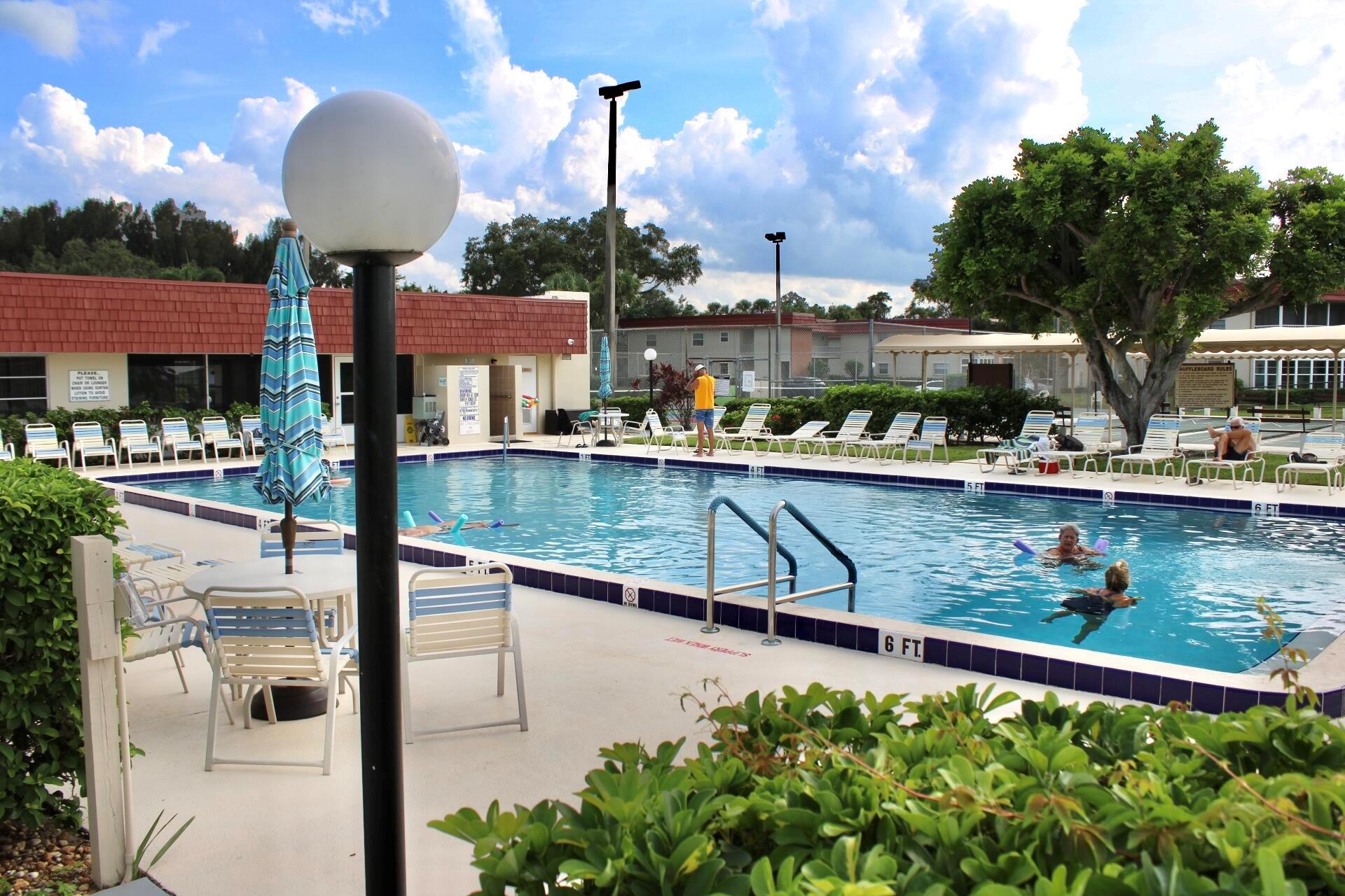 VISTA ROYALE PHASE IV BLD - Residential Lease