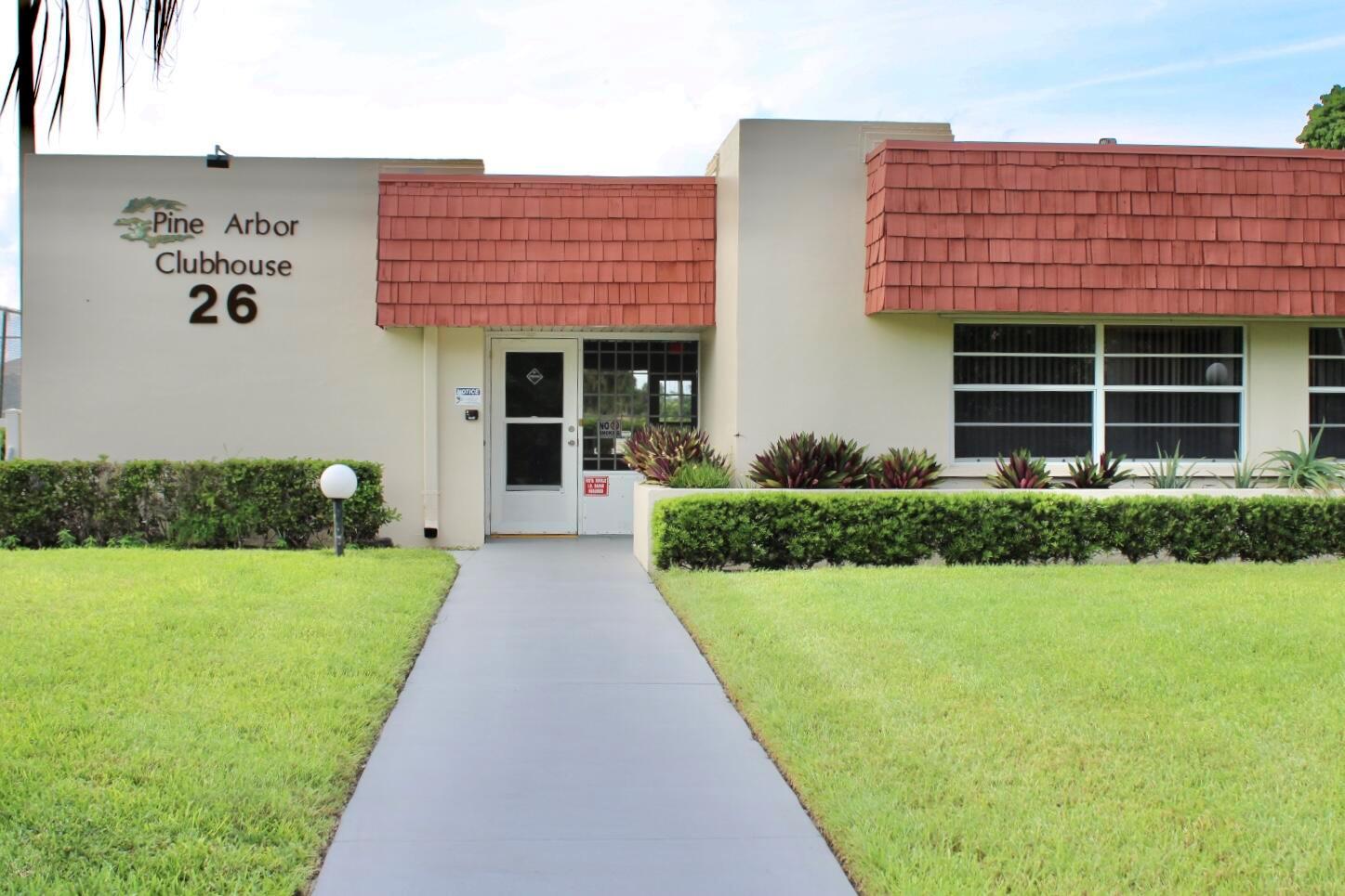 VISTA ROYALE PHASE IV BLD - Residential Lease