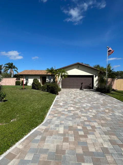 441 SW Buxton Avenue, Port St Lucie, FL 34983 - MLS#: R11064634