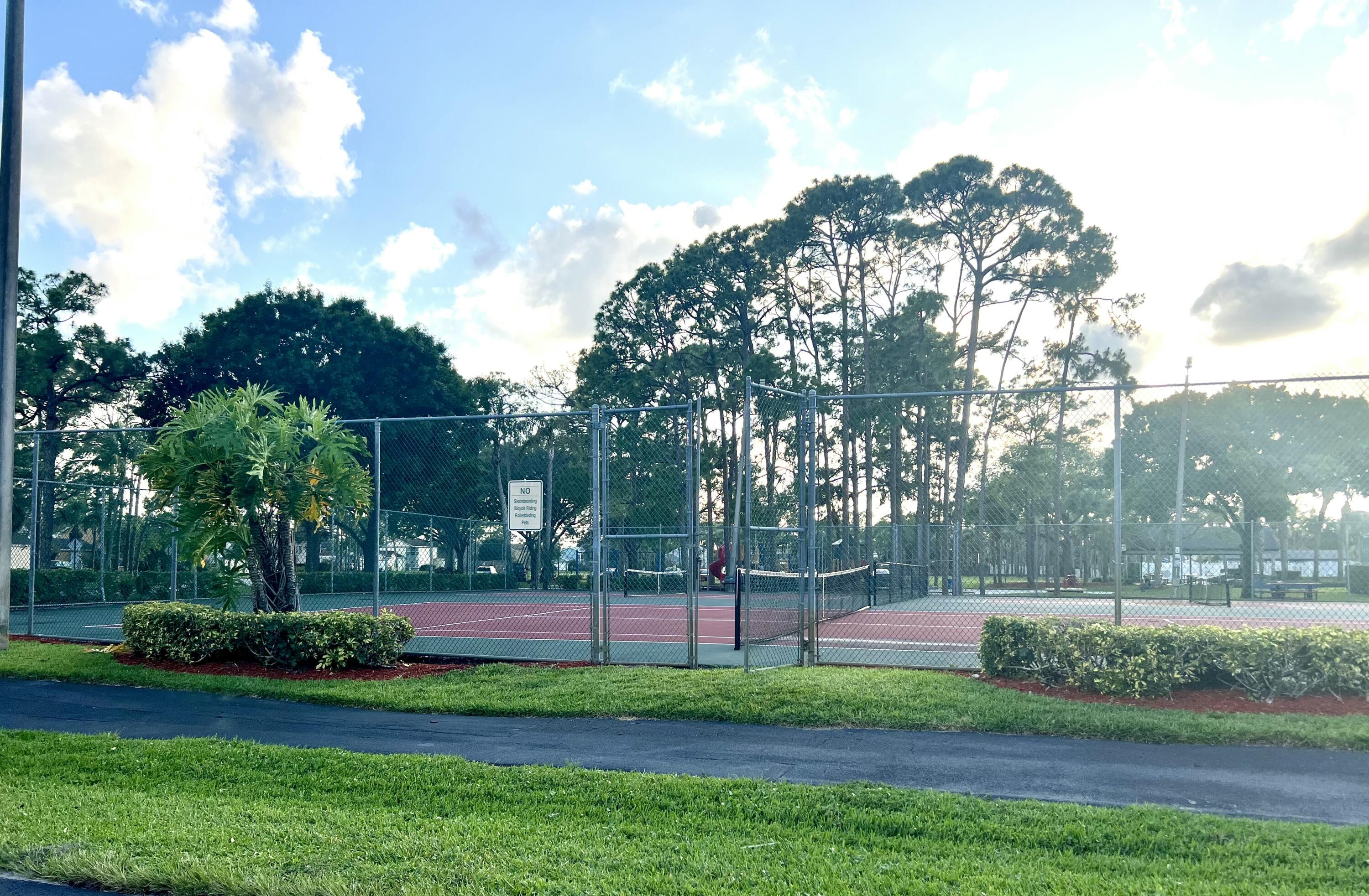 VICTORIA WOODS 2 - Residential