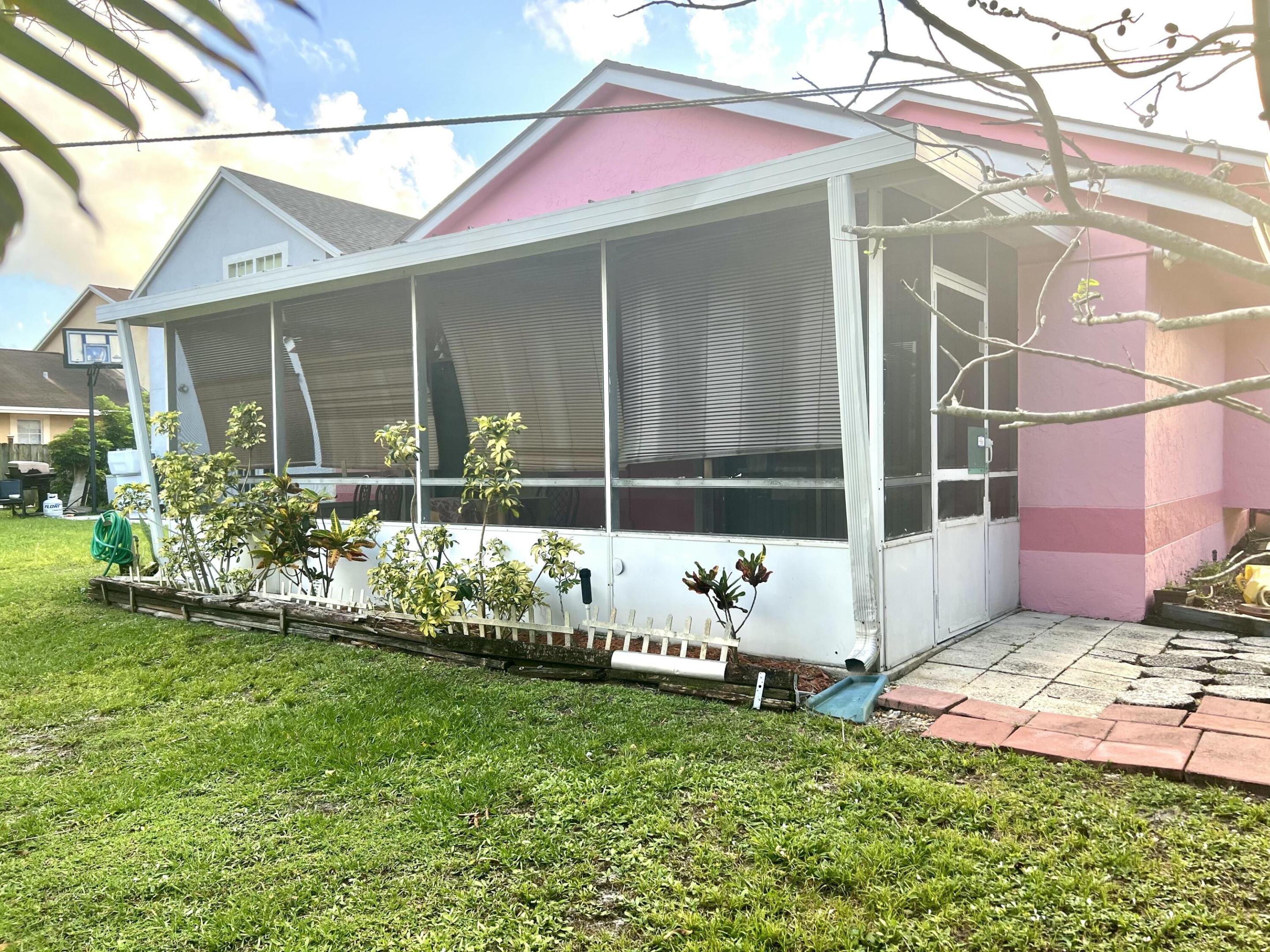 VICTORIA WOODS 2 - Residential