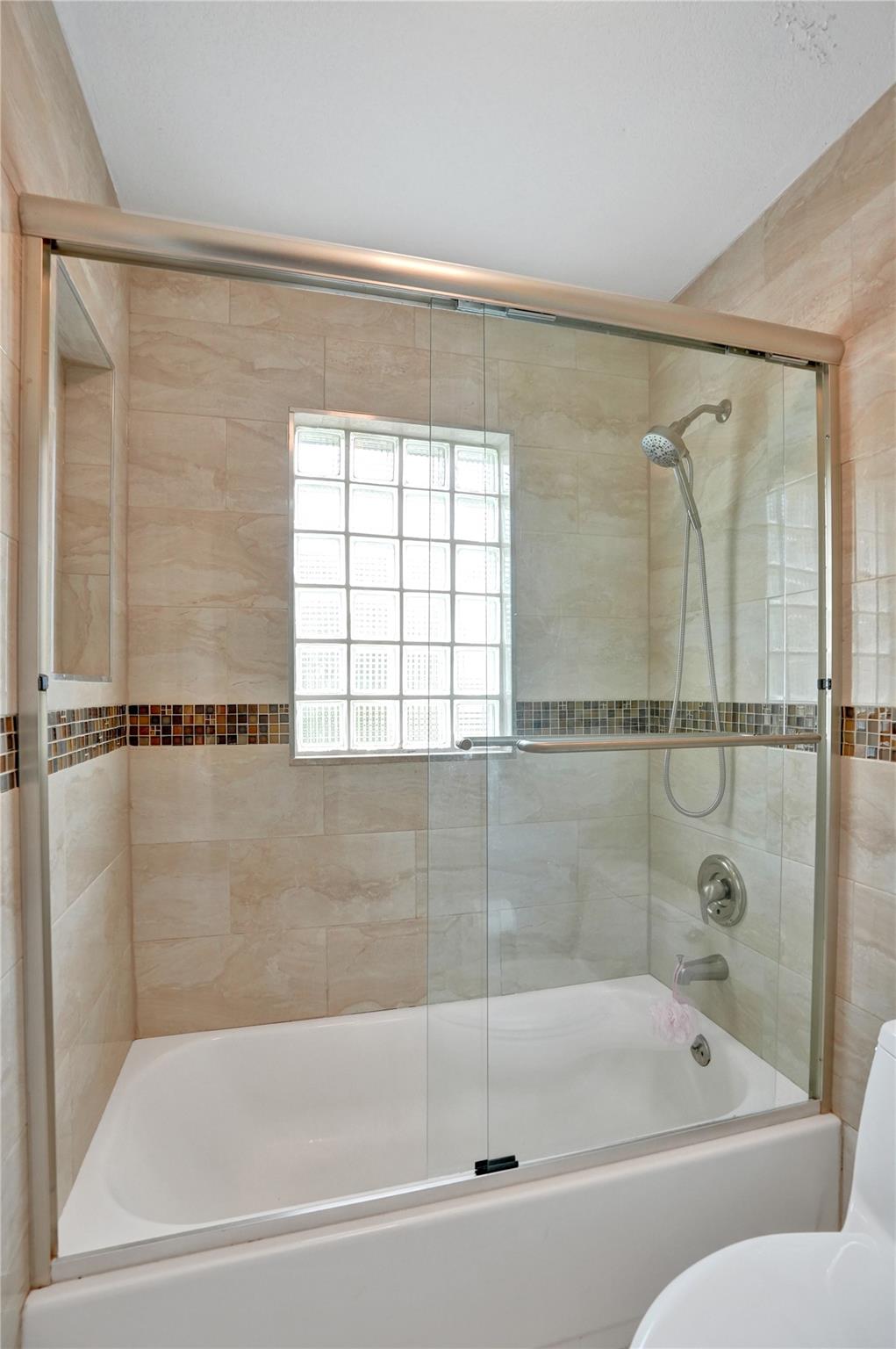 Jacaranda Lakes Sec Five - Residential Lease