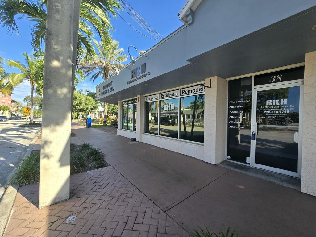 Photo of 38 SE Ocean Boulevard #38, Stuart, FL 34994 (MLS # R11126988)