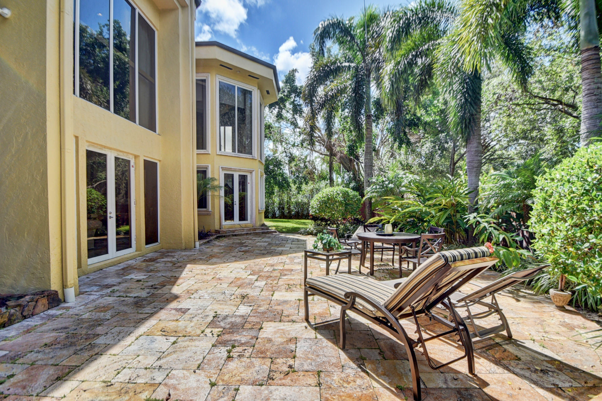 FIELDBROOK - Residential